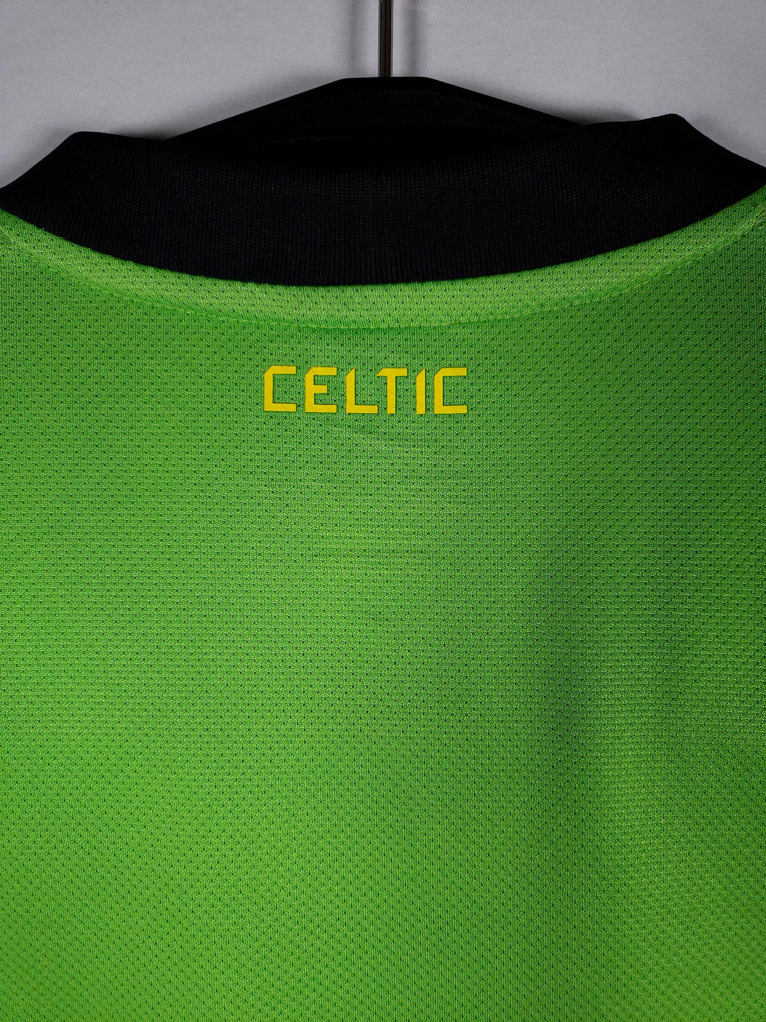 2010-11 Celtic Away Shirt