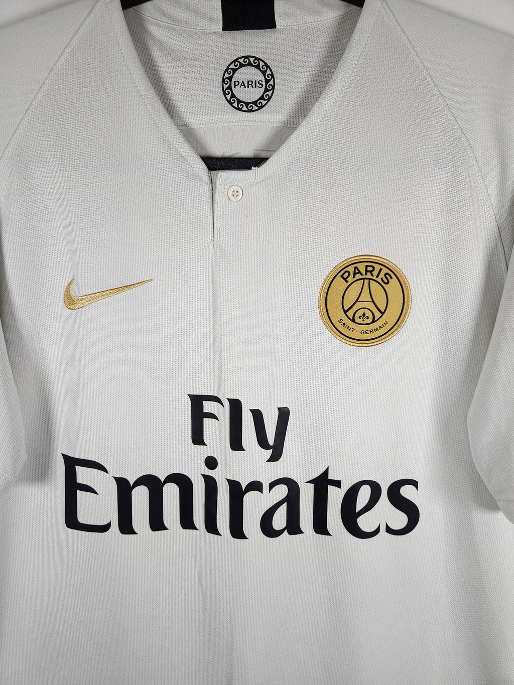 2018-19 Paris Saint-Germain Away Shirt Kimpembe #3 - detailed view