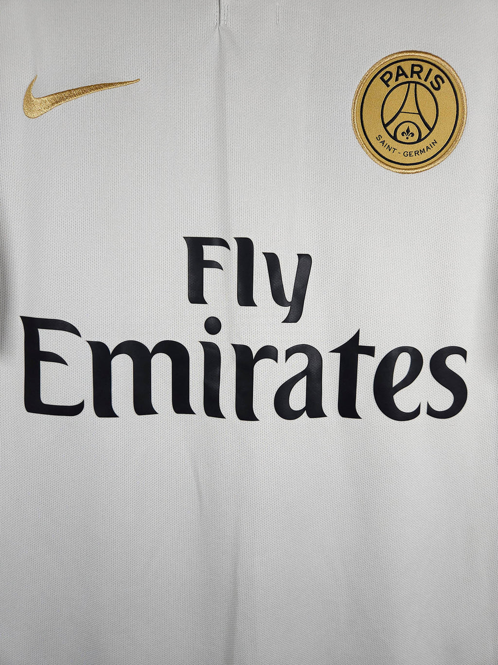 2018-19 Paris Saint-Germain Away Shirt Kimpembe #3 - detailed view