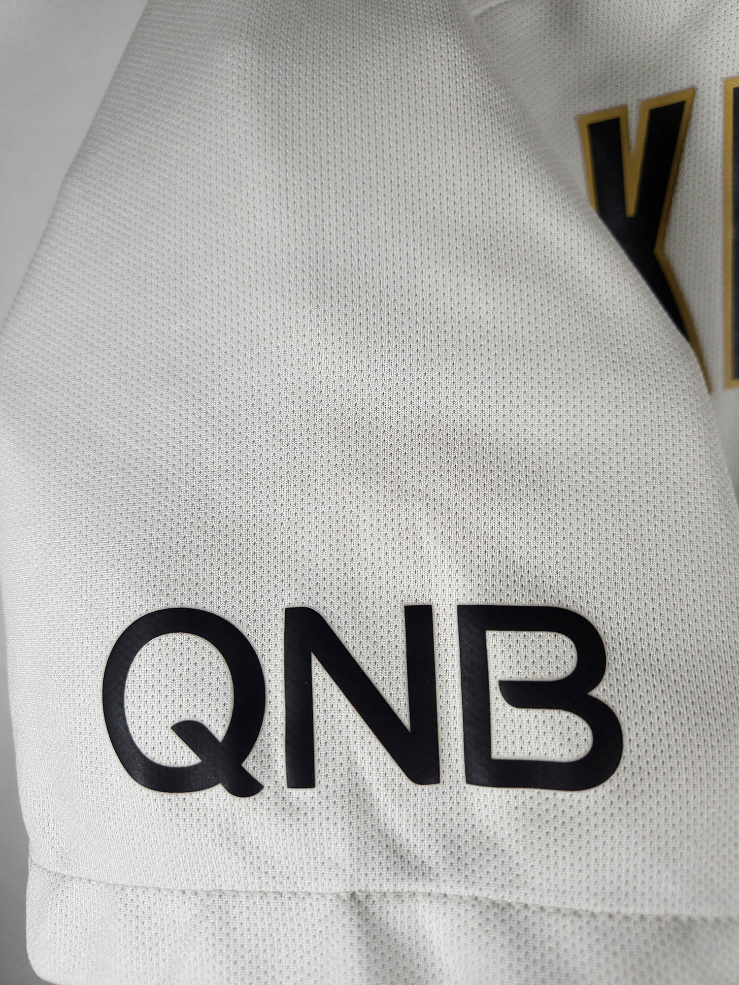 2018-19 Paris Saint-Germain Away Shirt Kimpembe #3 detailed view 5