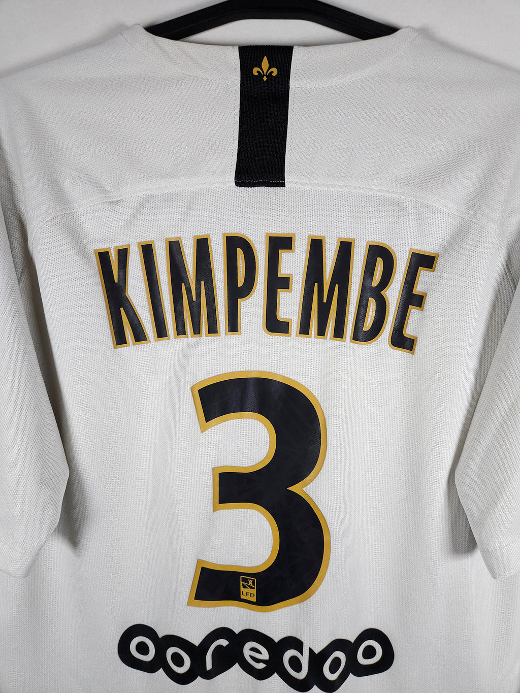 2018-19 Paris Saint-Germain Away Shirt Kimpembe #3 - detailed view