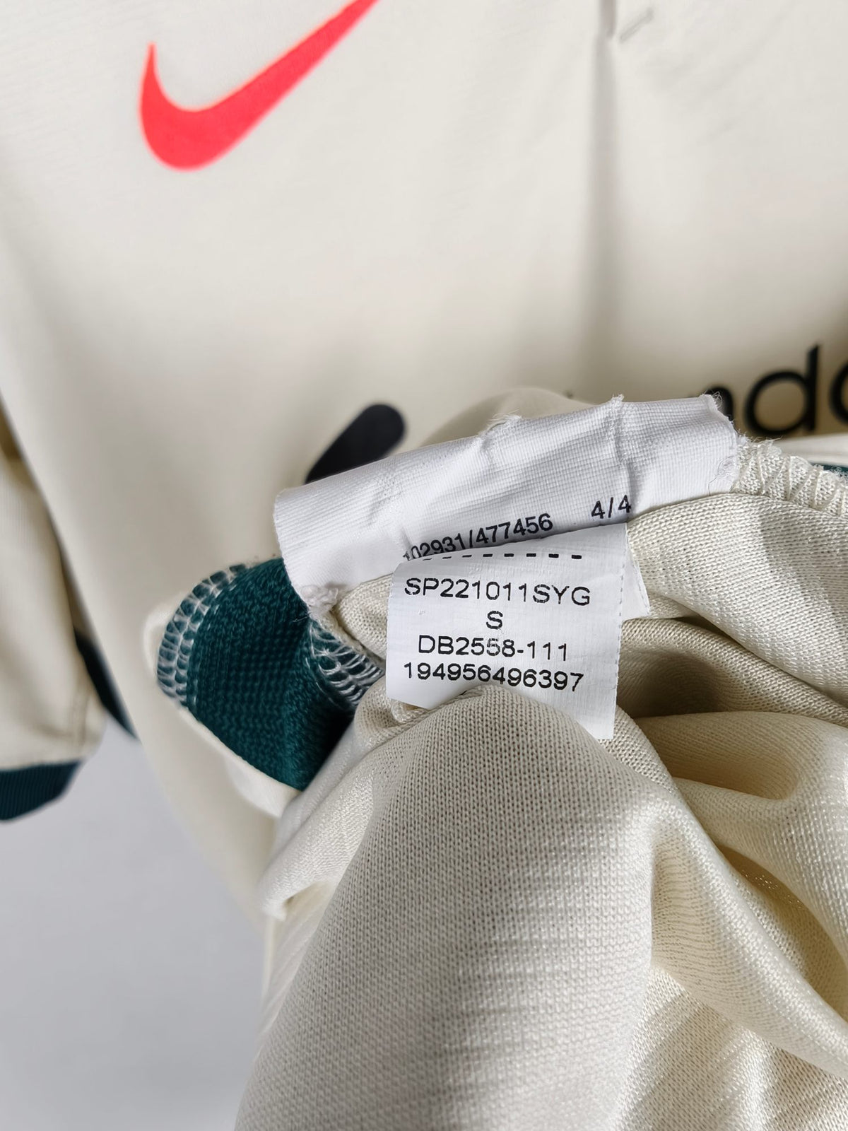 2021-22 Liverpool Away Shirt