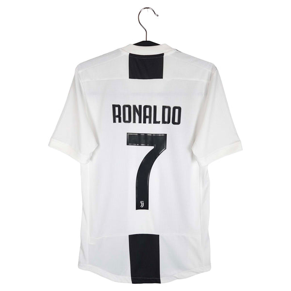 A0113-juventus-home-shirt-2018