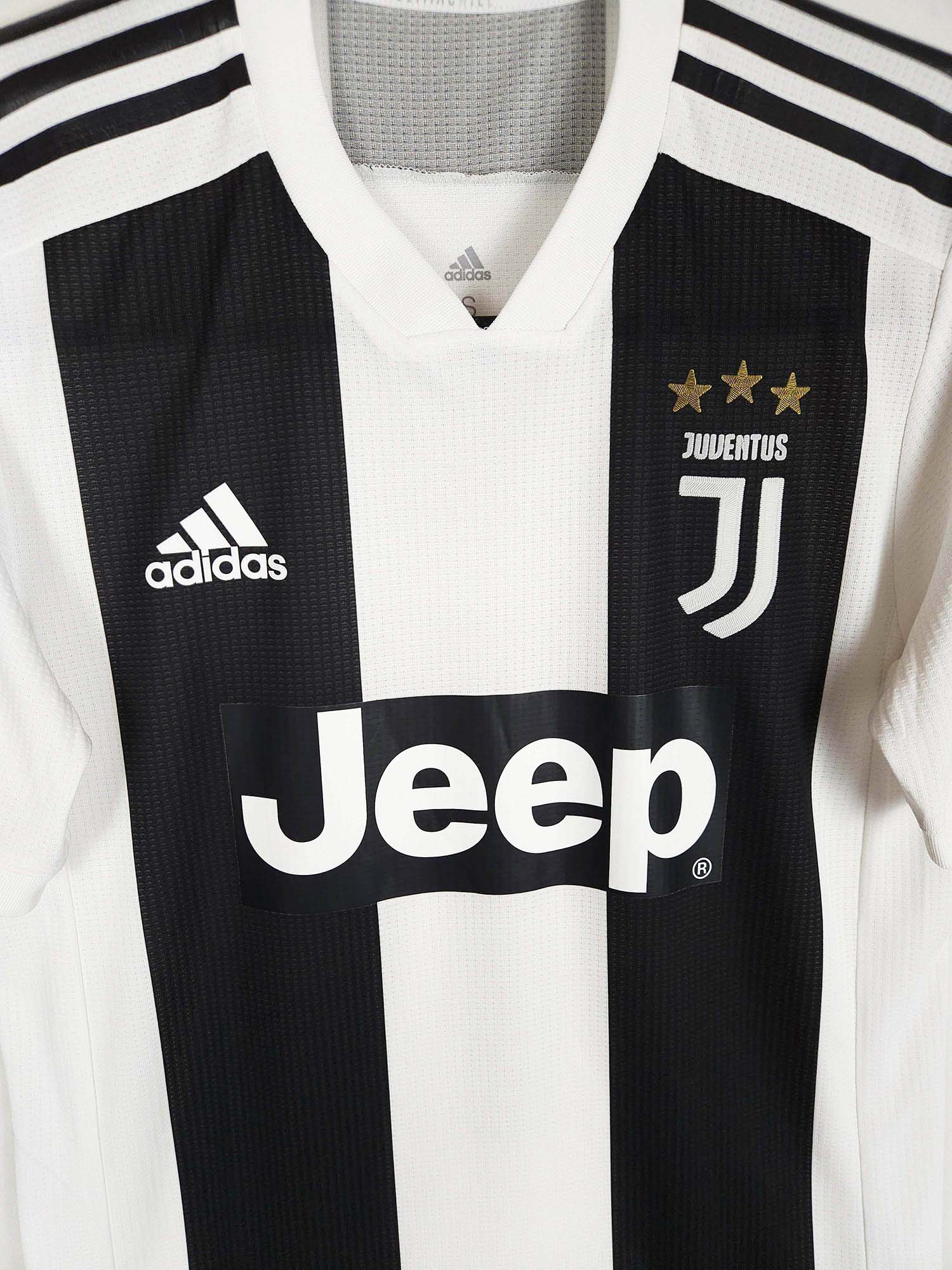2018-19 Juventus Home Shirt Ronaldo #7 (Pro)
