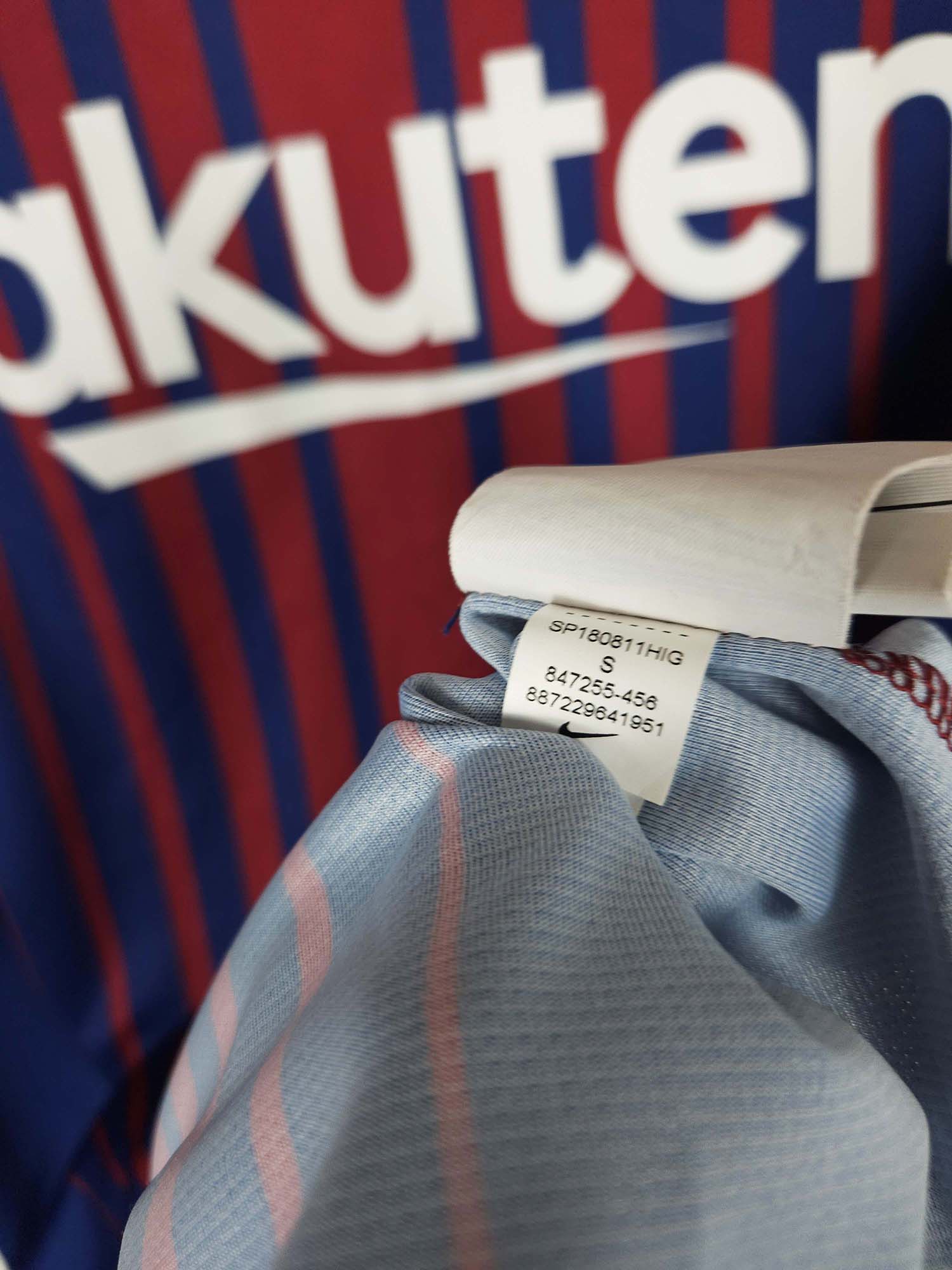 2017-18 Barcelona Home Shirt Messi #10