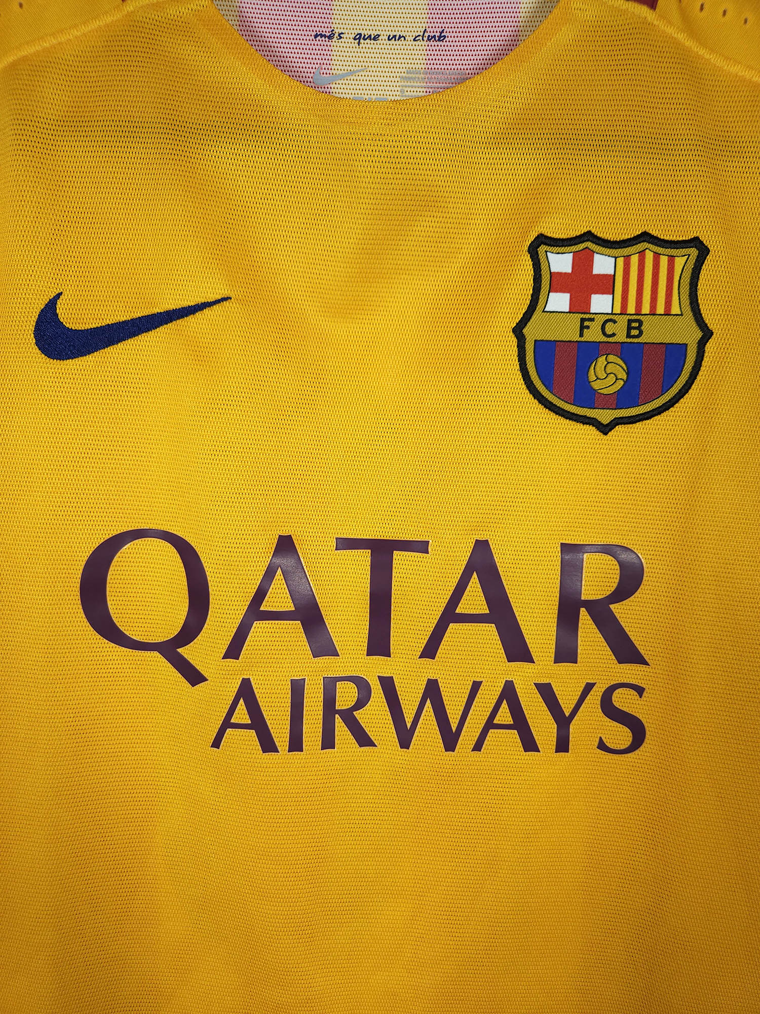 2015-16 Barcelona Away Shirt Messi #10 (Pro) - detailed view