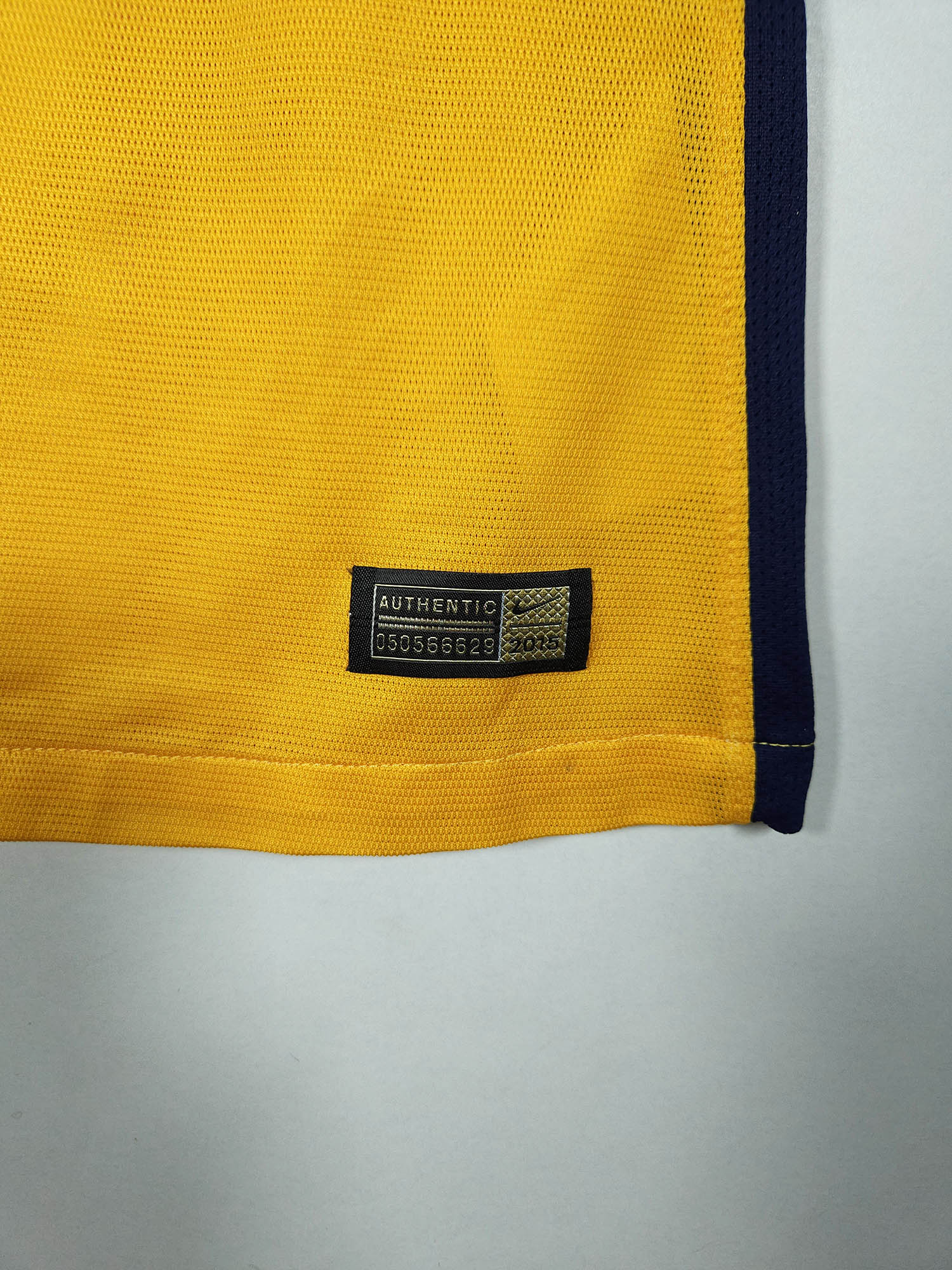 2015-16 Barcelona Away Shirt Messi #10 (Pro) - detailed view