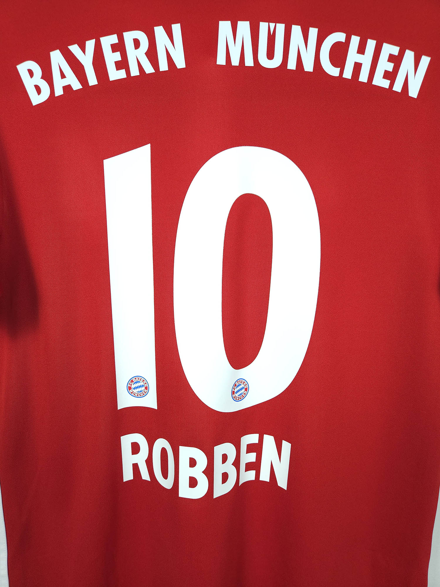 2016-17 Bayern Munich Home Shirt Robben #10