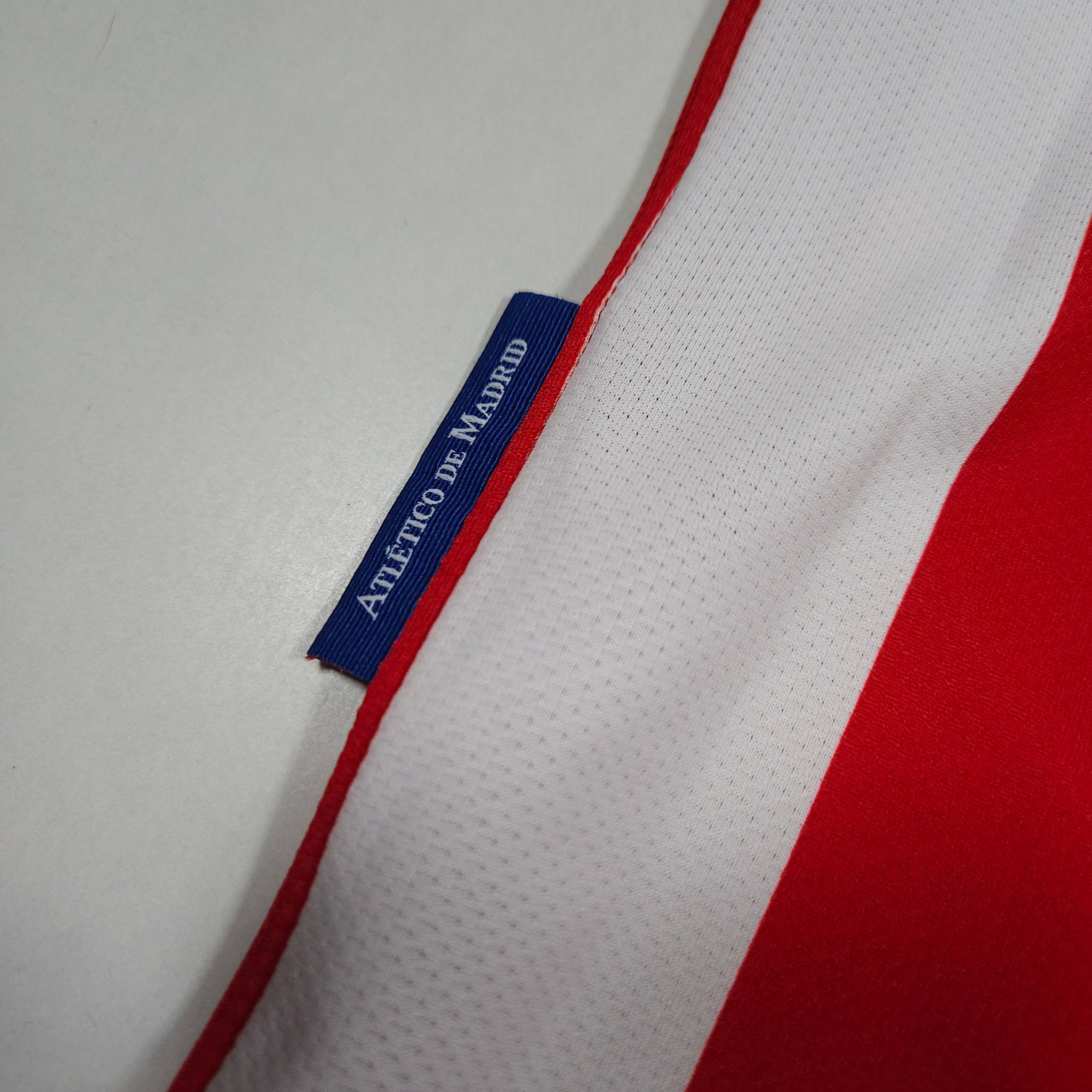 Atletico Madrid Home Shirt 2009-10 – L