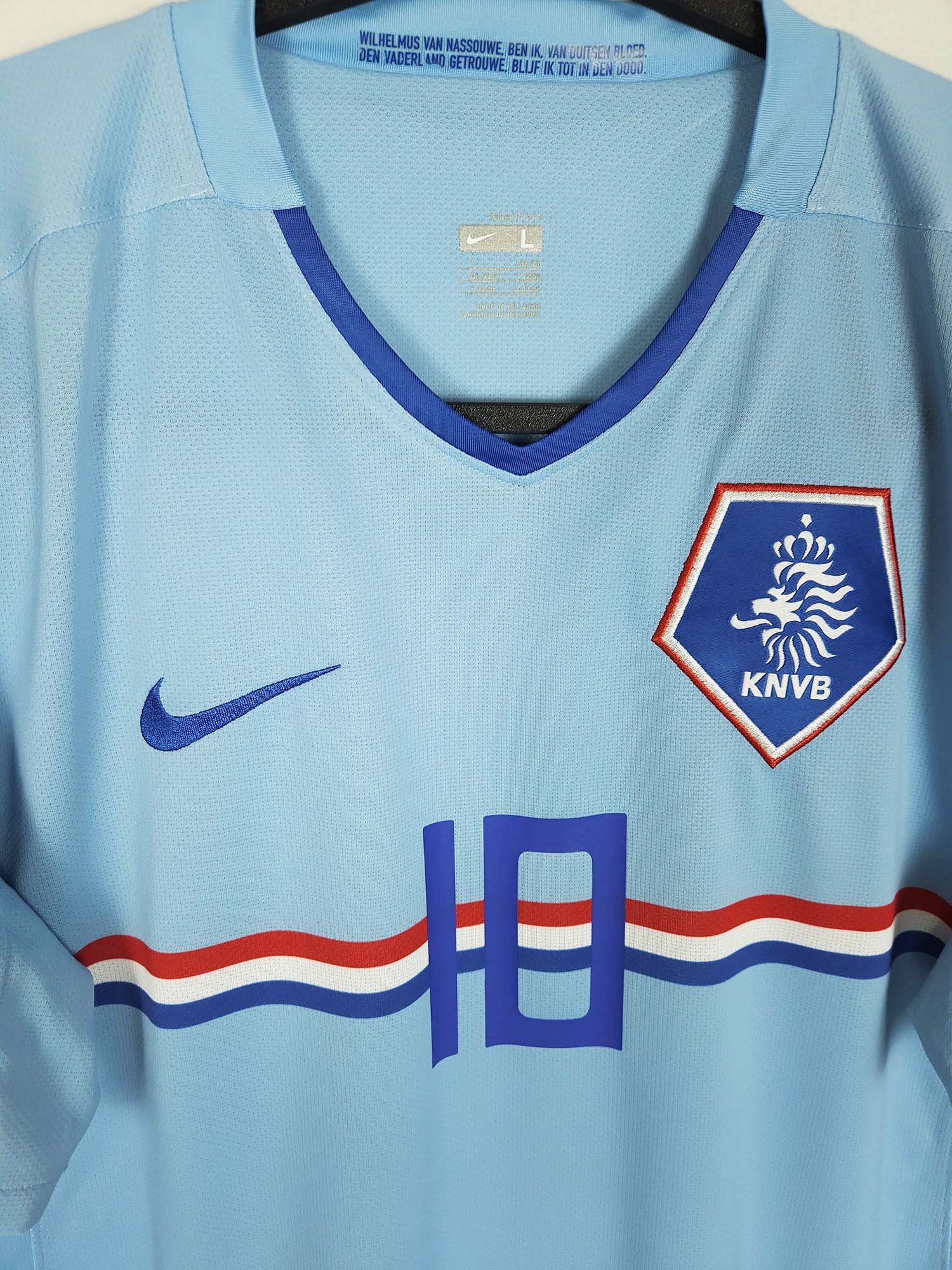 Netherlands 2008-09 Away Football Shirt | Wesley Sneijder