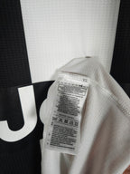 2018-19 Juventus Home Shirt Ronaldo #7 (Pro) - detailed view