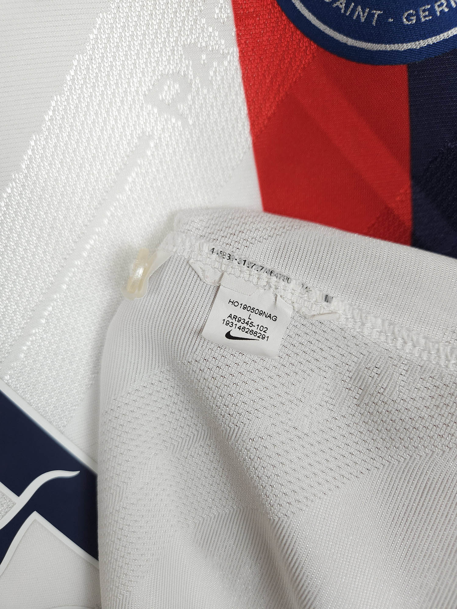 2019-20 Paris Saint-Germain Authentic Third Shirt Icardi #18