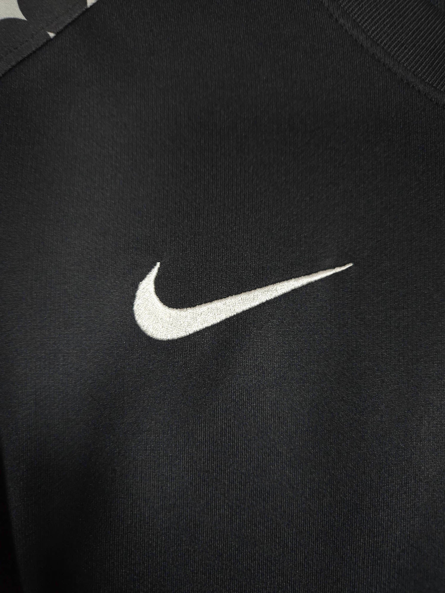 2010 Netherlands Longsleeve Authentic GK Shirt