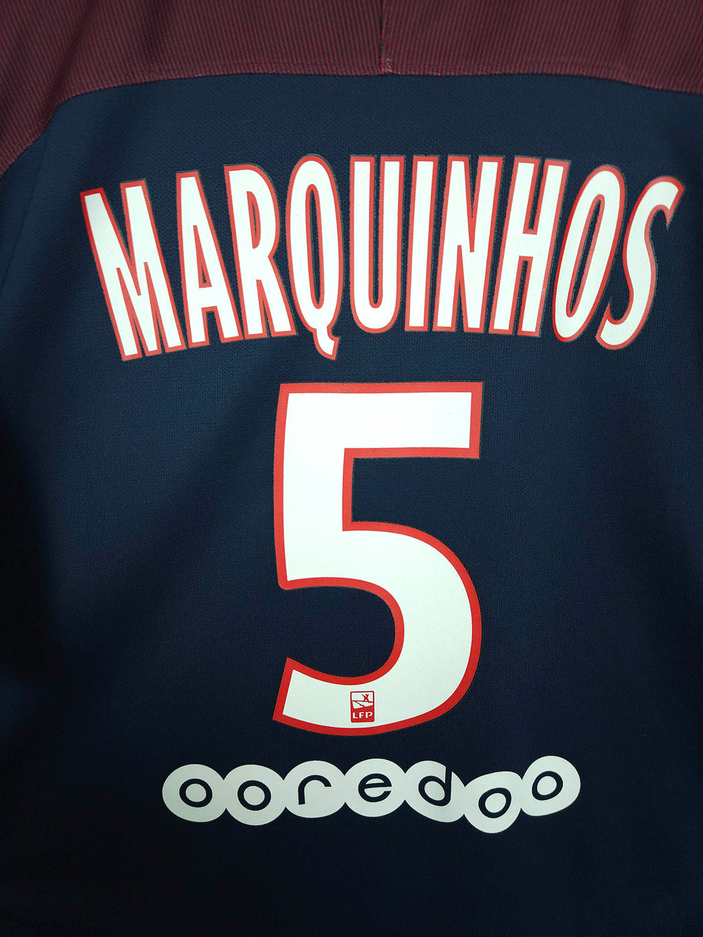2017-18 Paris Saint-Germain Home Shirt Marquinhos #5 - detailed view