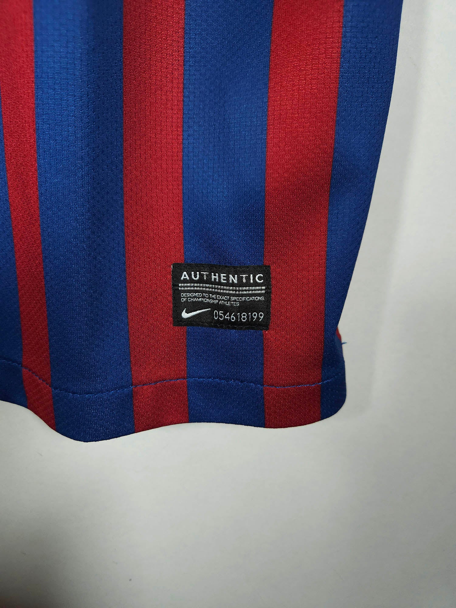 2011-12 Barcelona Home Shirt Messi #10 - detailed view