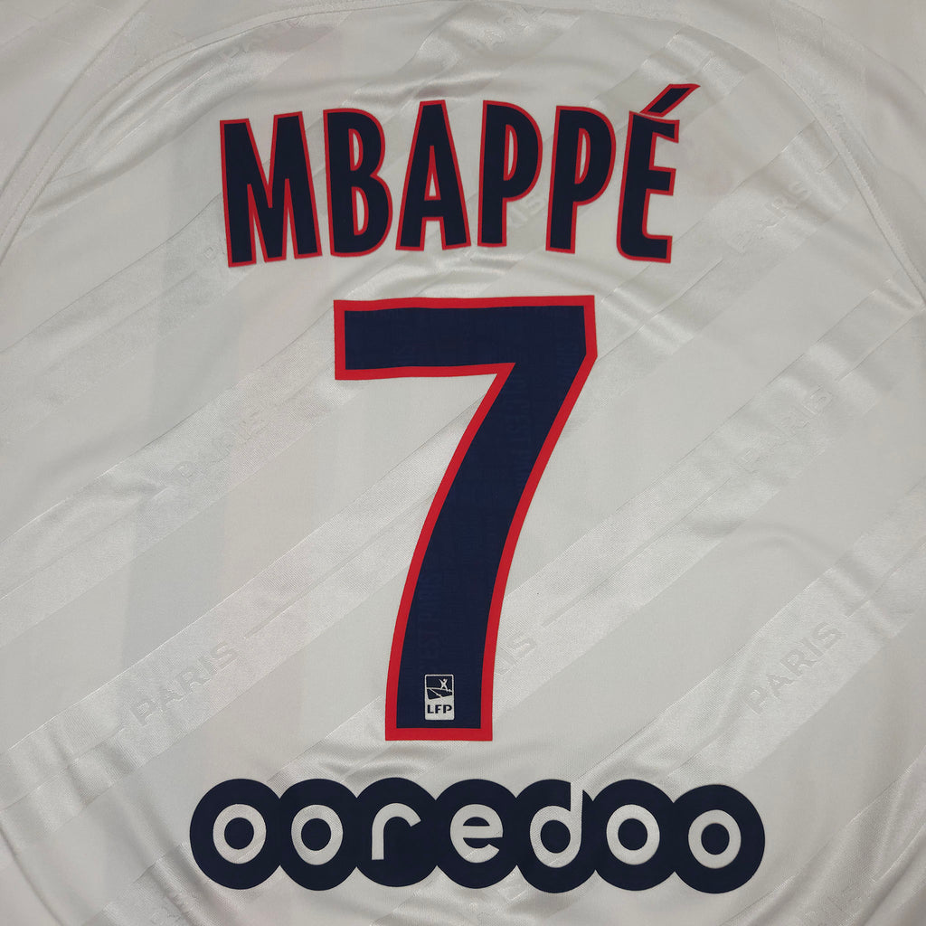 Paris Saint-Germain Third Shirt 2019-20 – Mbappé #7 – M