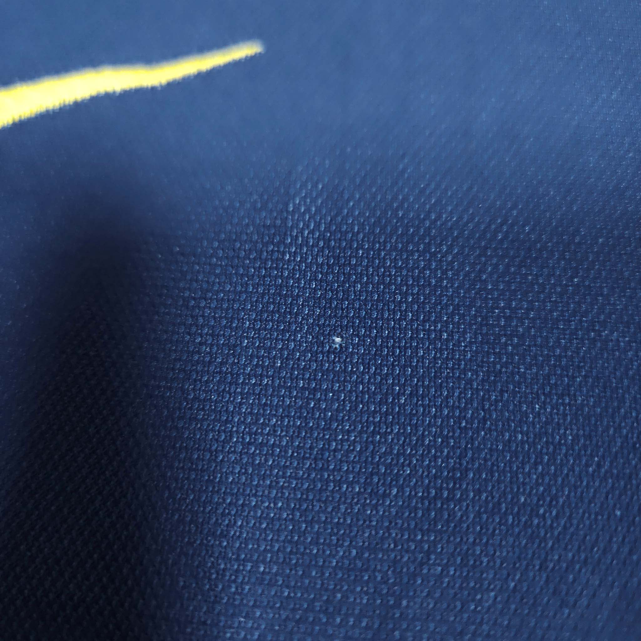 2006-07 Barcelona Home Shirt Ronaldinho #10