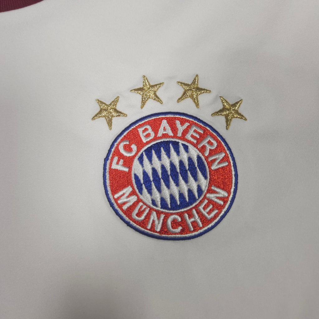 Bayern Munich Third Shirt 2016-17 – S