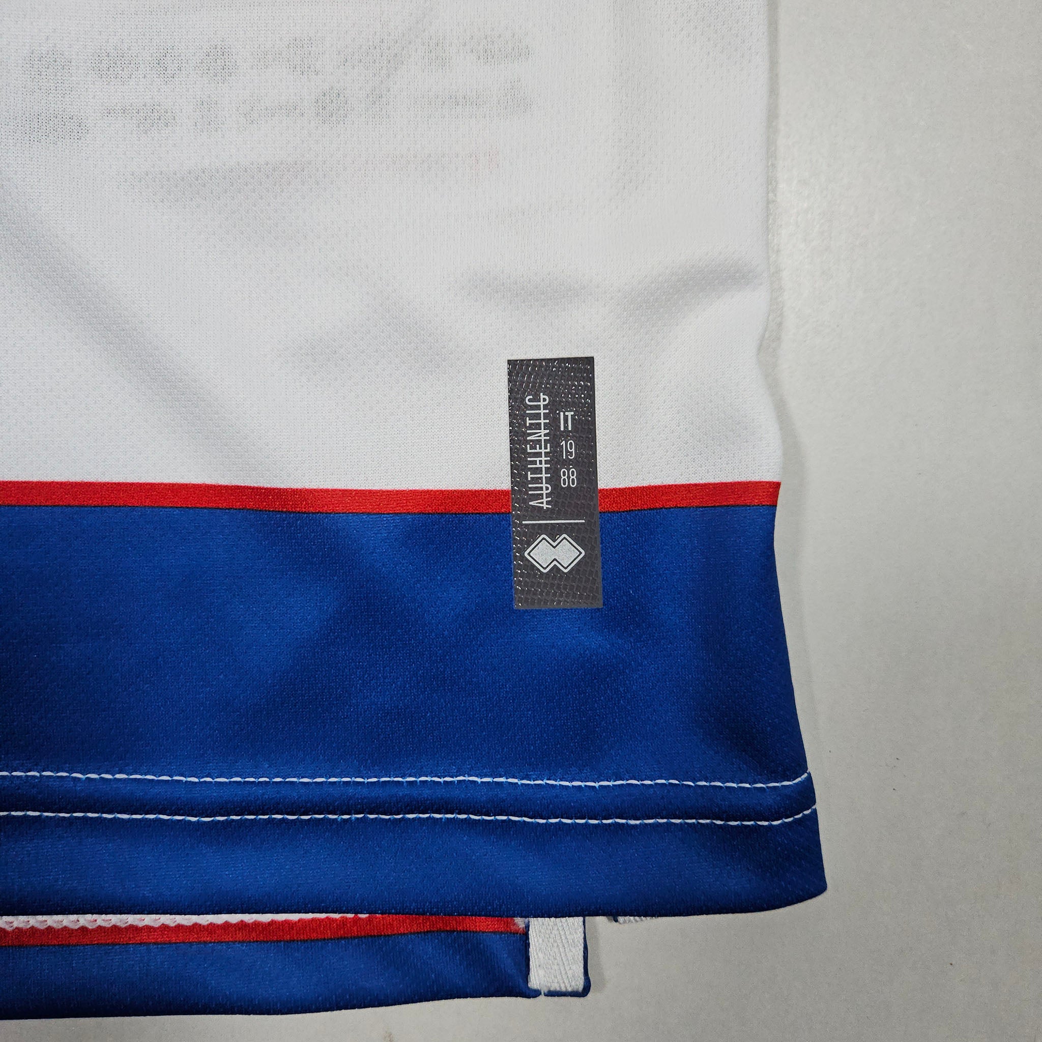 Queens Park Rangers Home Shirt 2023-24 – S