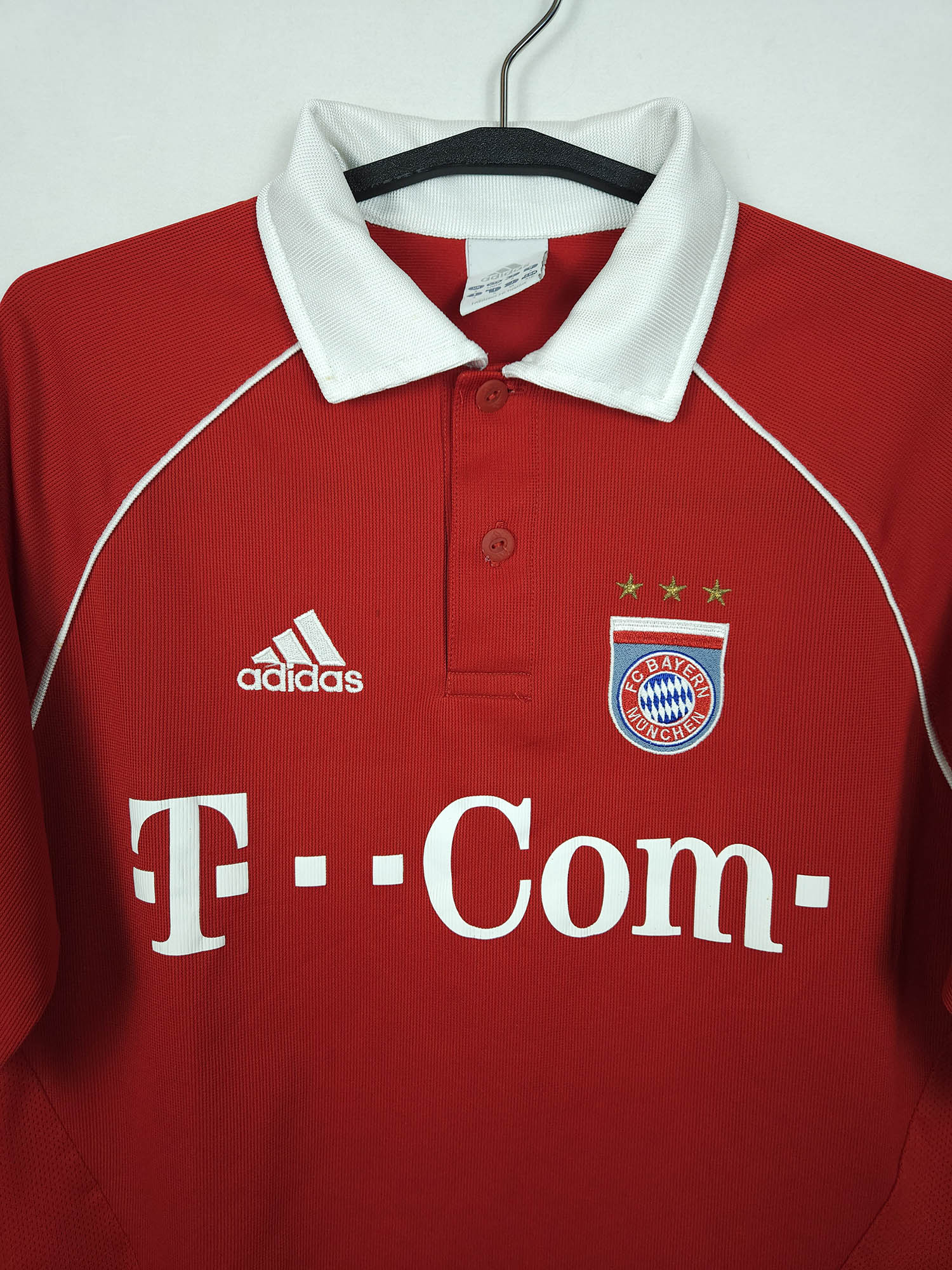Bayern Munich 2005-06 Home Football Shirt | Roy Makaay