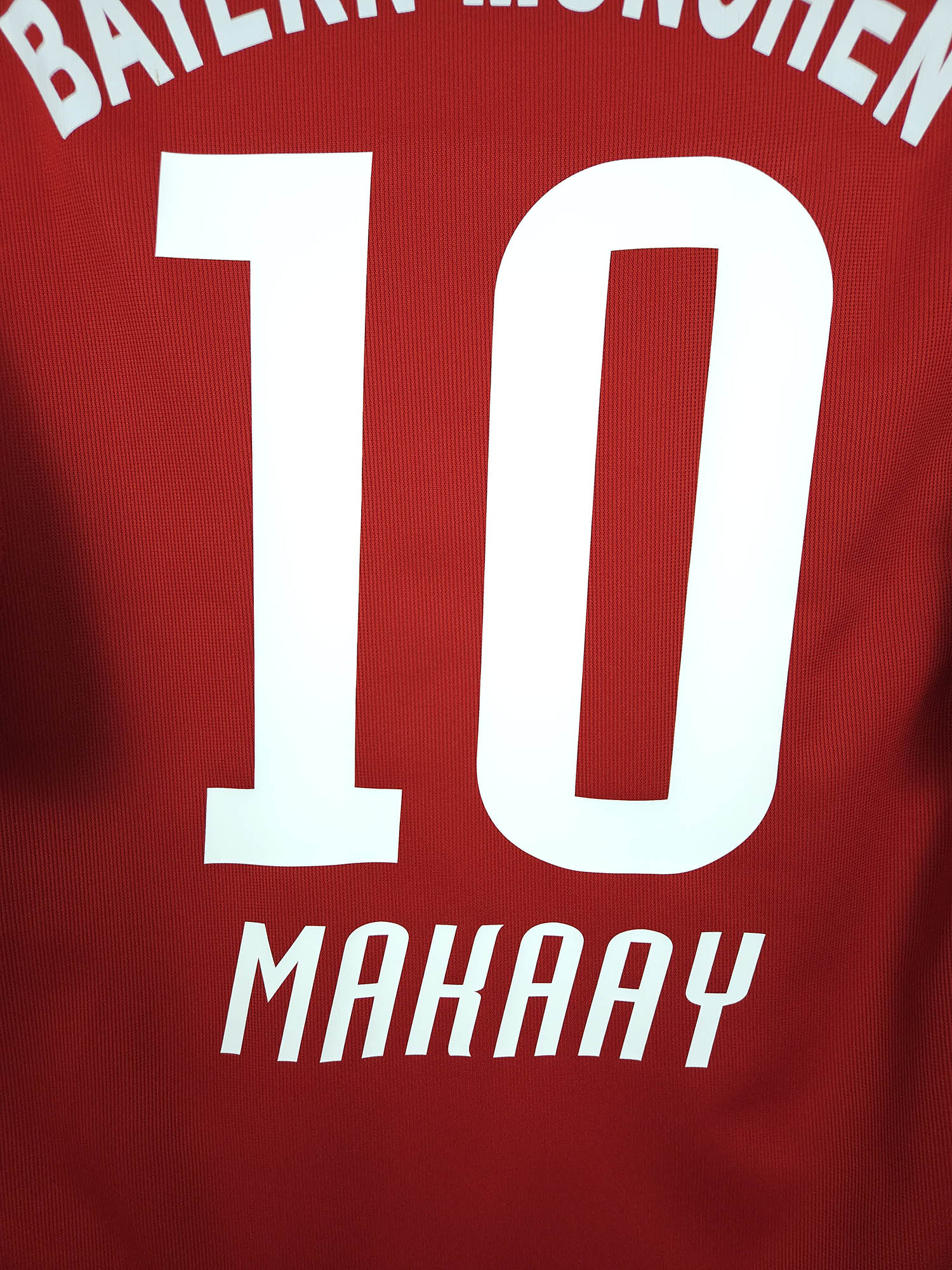 Bayern Munich 2005-06 Home Football Shirt | Roy Makaay