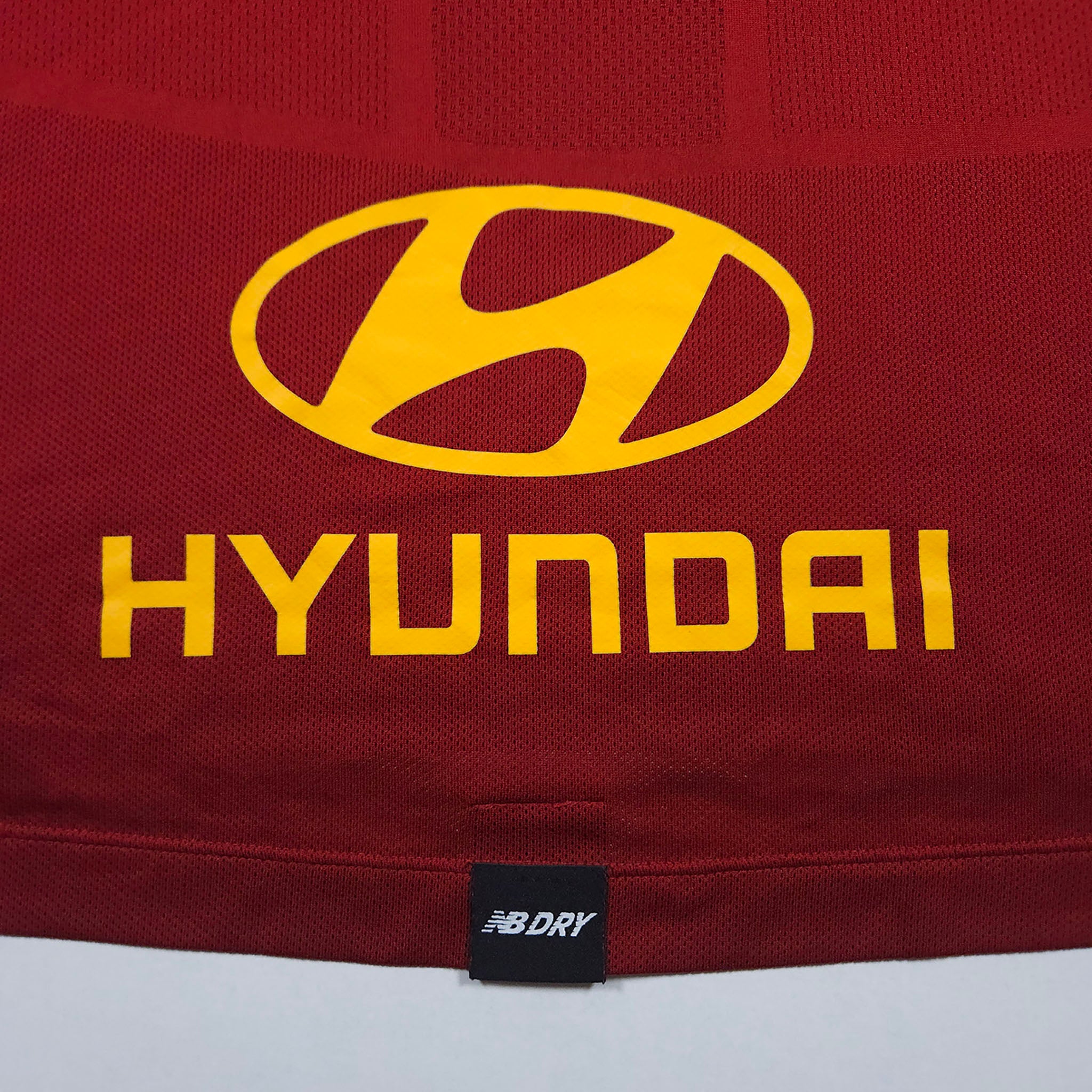 AS Roma Home Shirt 2021-22 – Džeko #9 – L