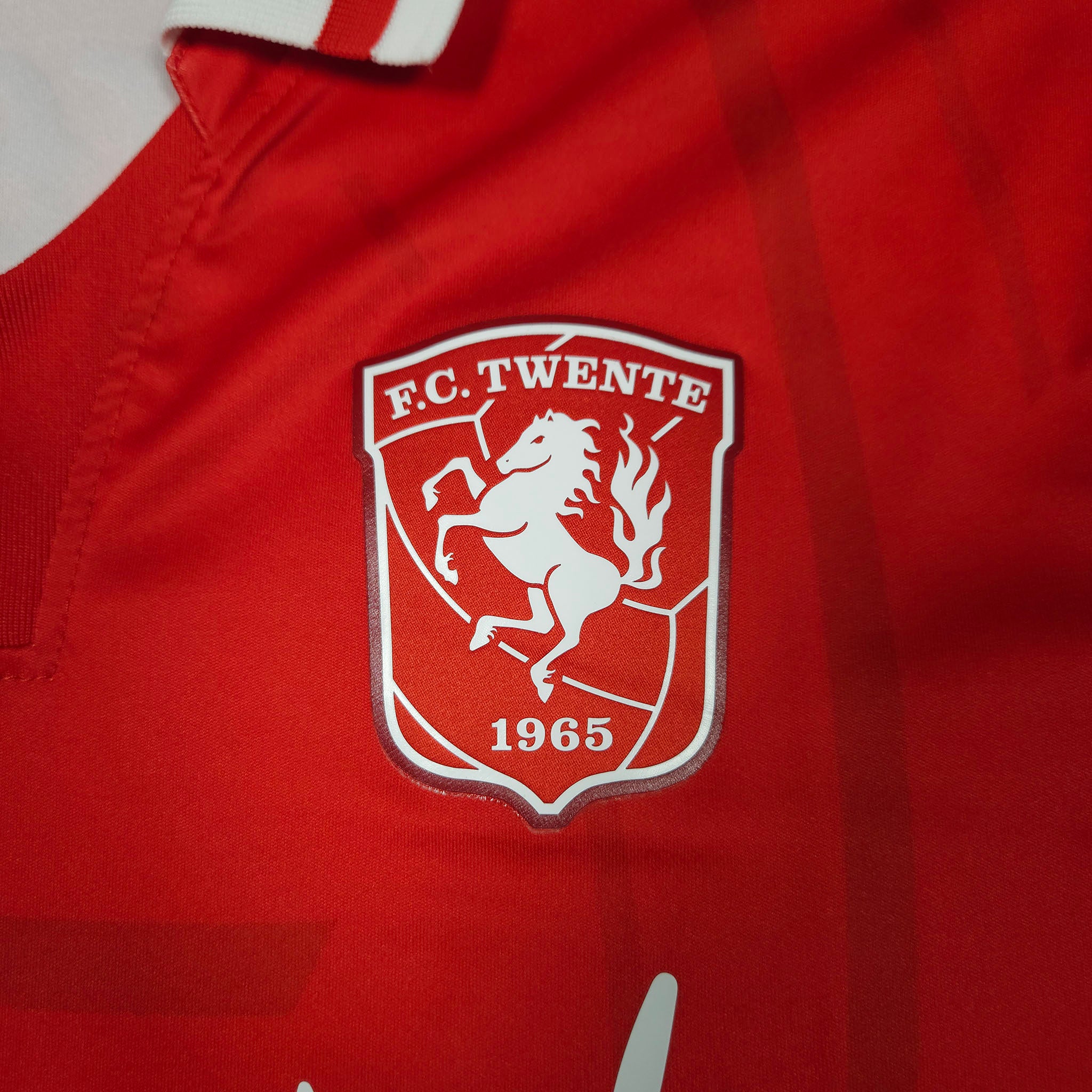FC Twente Home Shirt 2021-22 – S