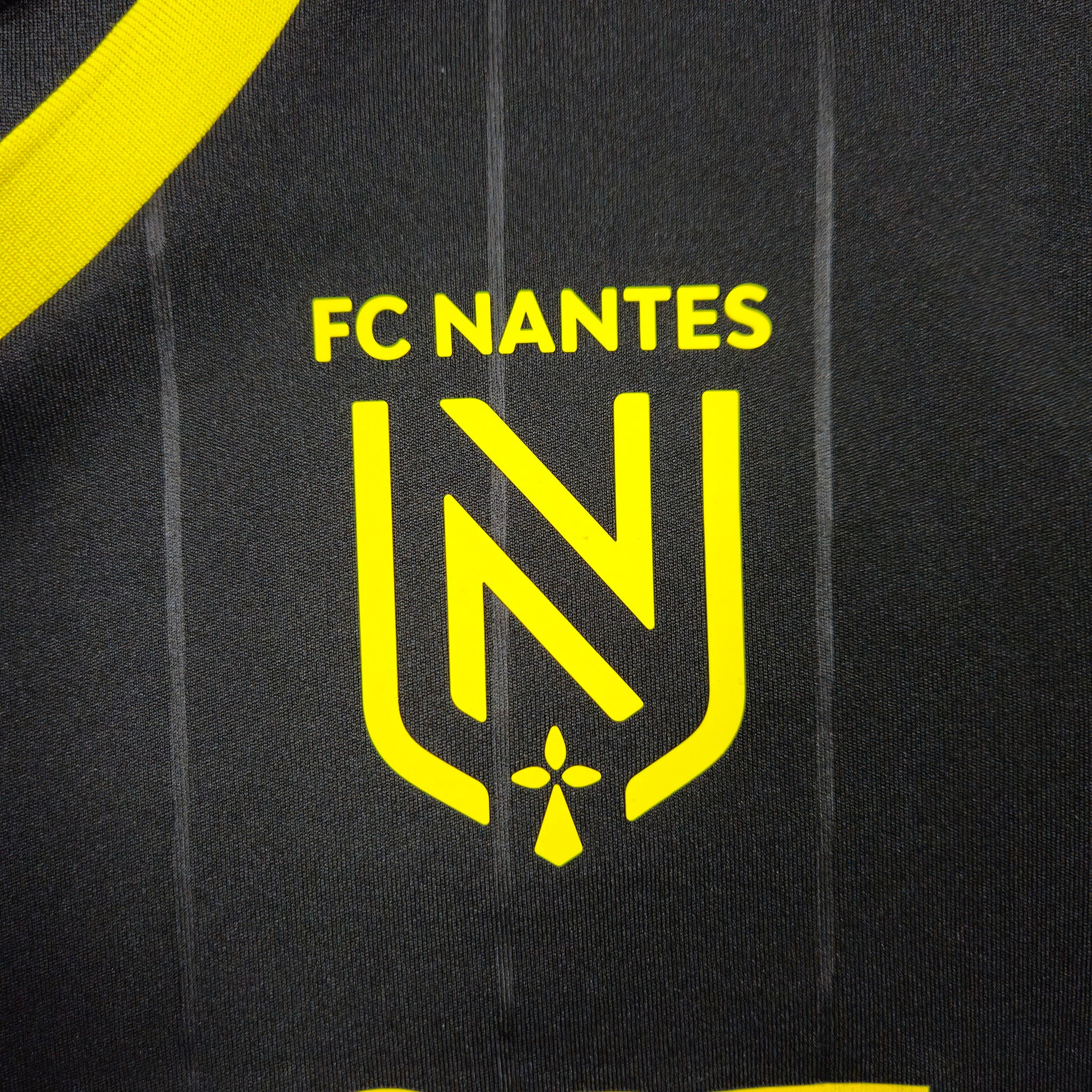Nantes Away Shirt 2020-21 – S