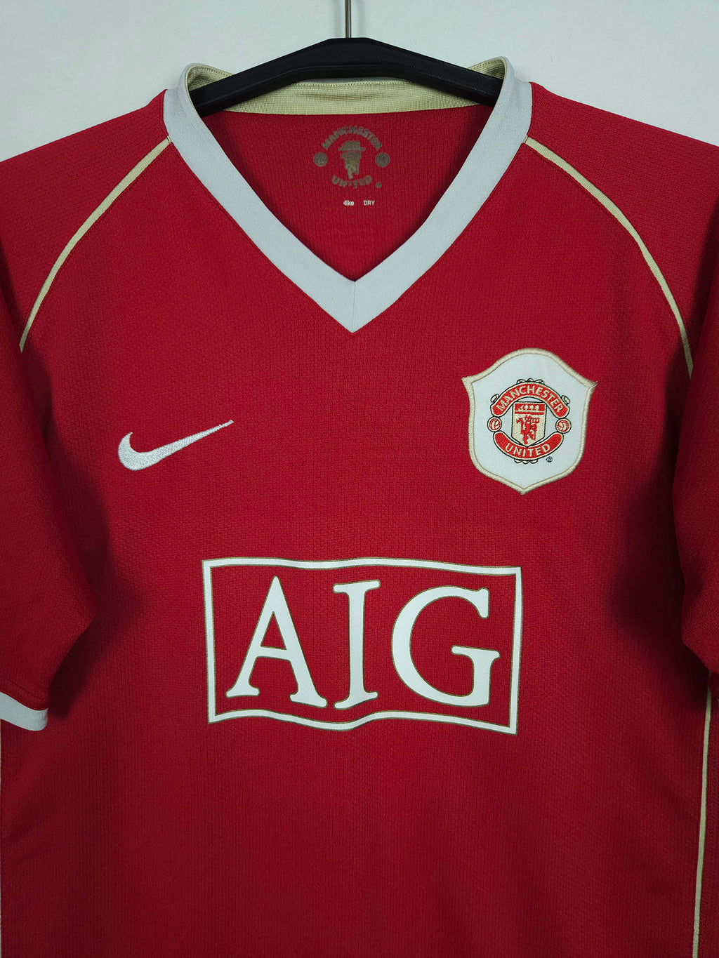 2006-07 Manchester United Home Shirt - detailed view