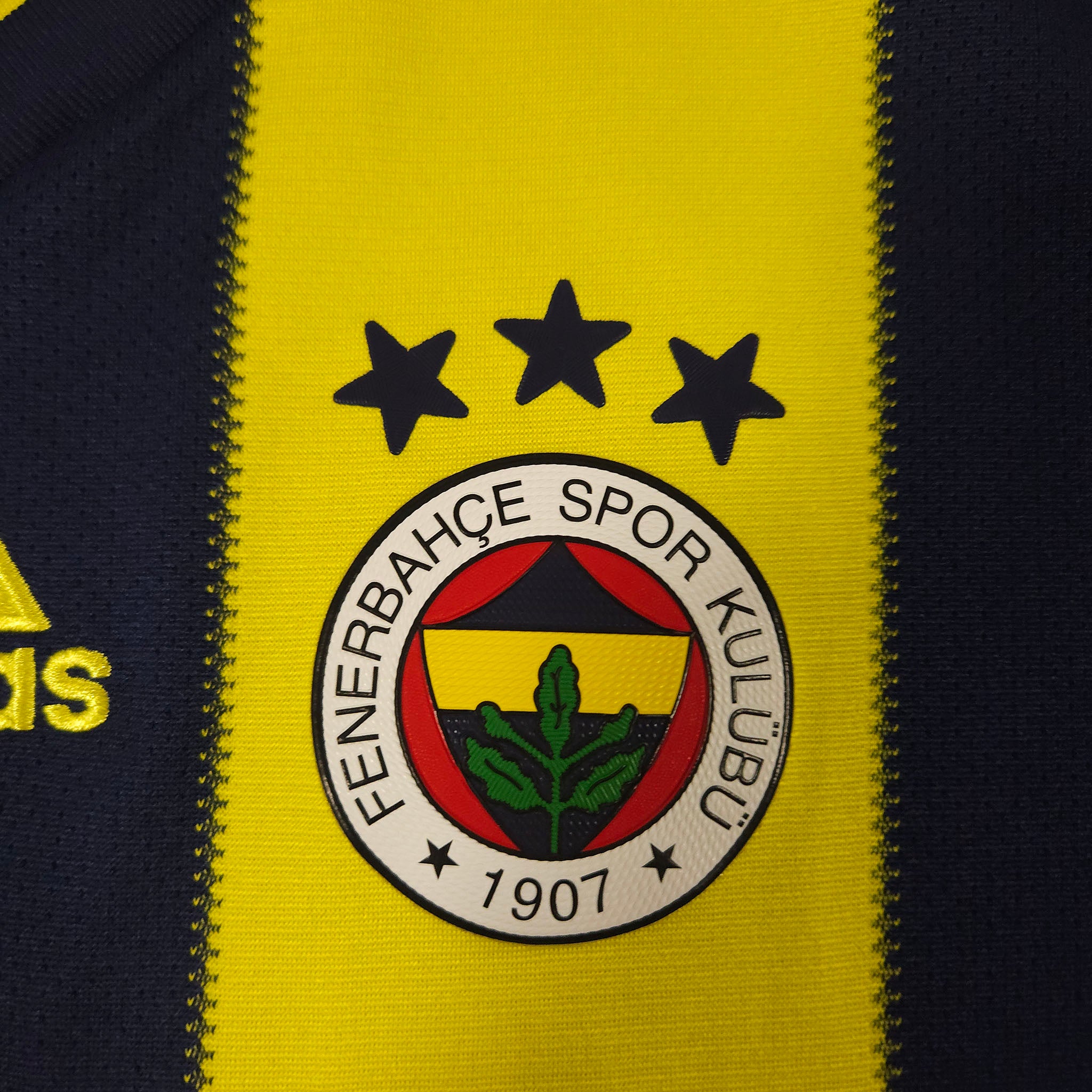 Fenerbahce Home Shirt 2018-19 – XL