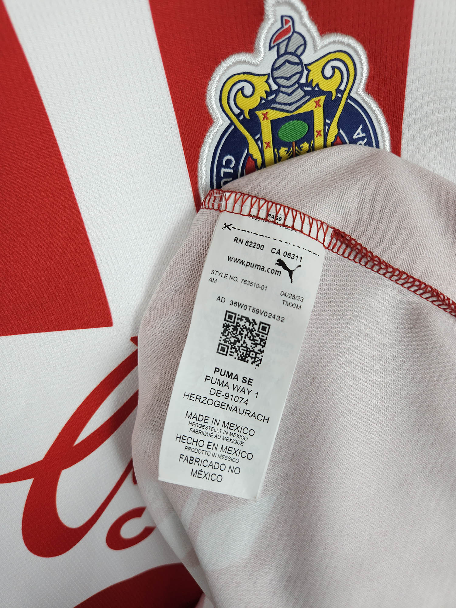 2023-24 Chivas Guadalajara Home Shirt Chicharito #14