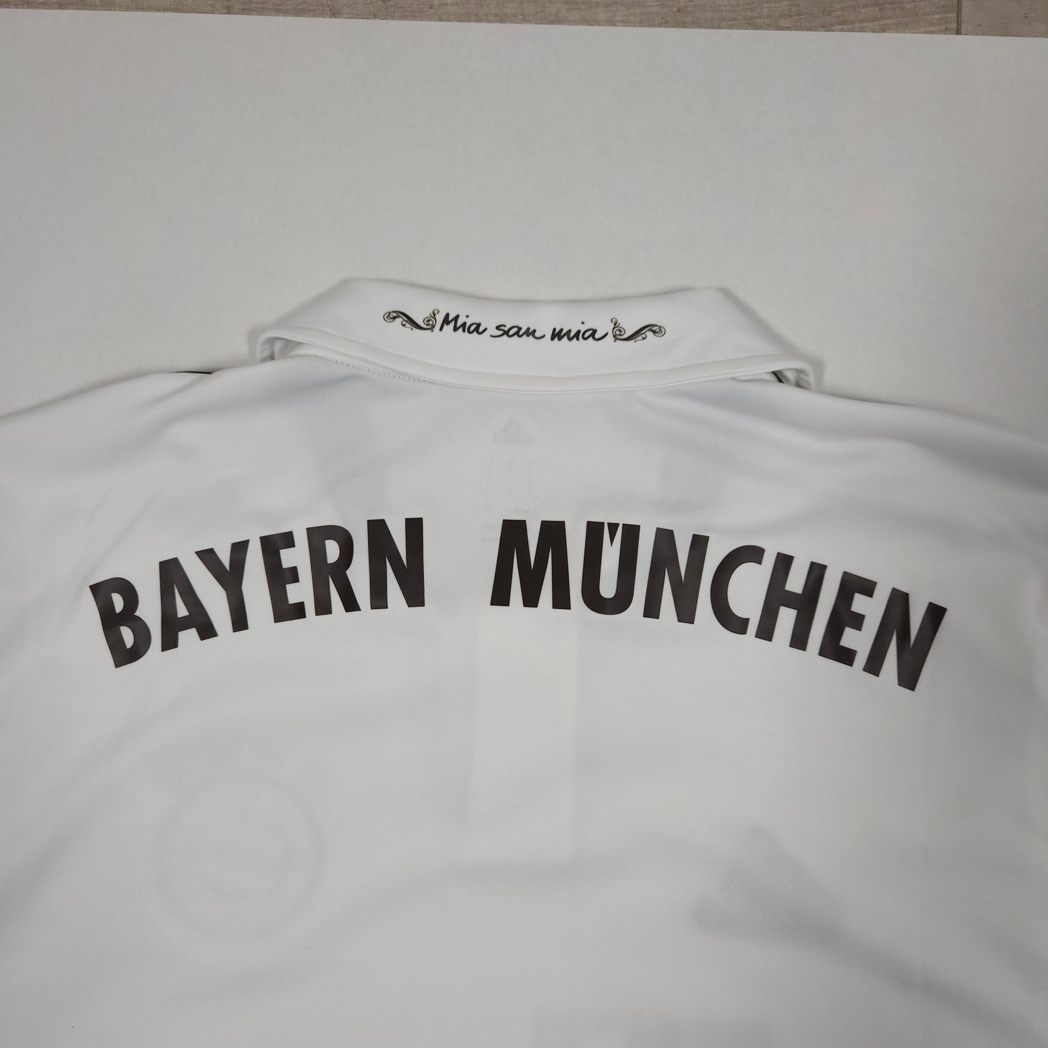 Bayern Munich Away Shirt 2013-14 – M