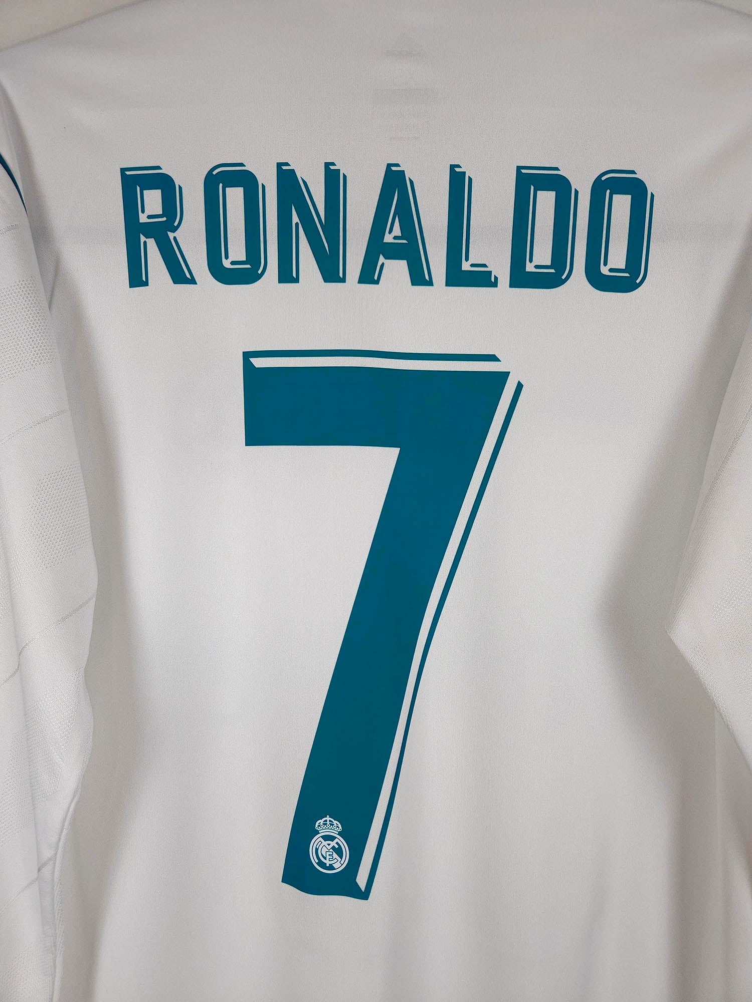 2017-18 Real Madrid Longsleeve Home Shirt Ronaldo #7