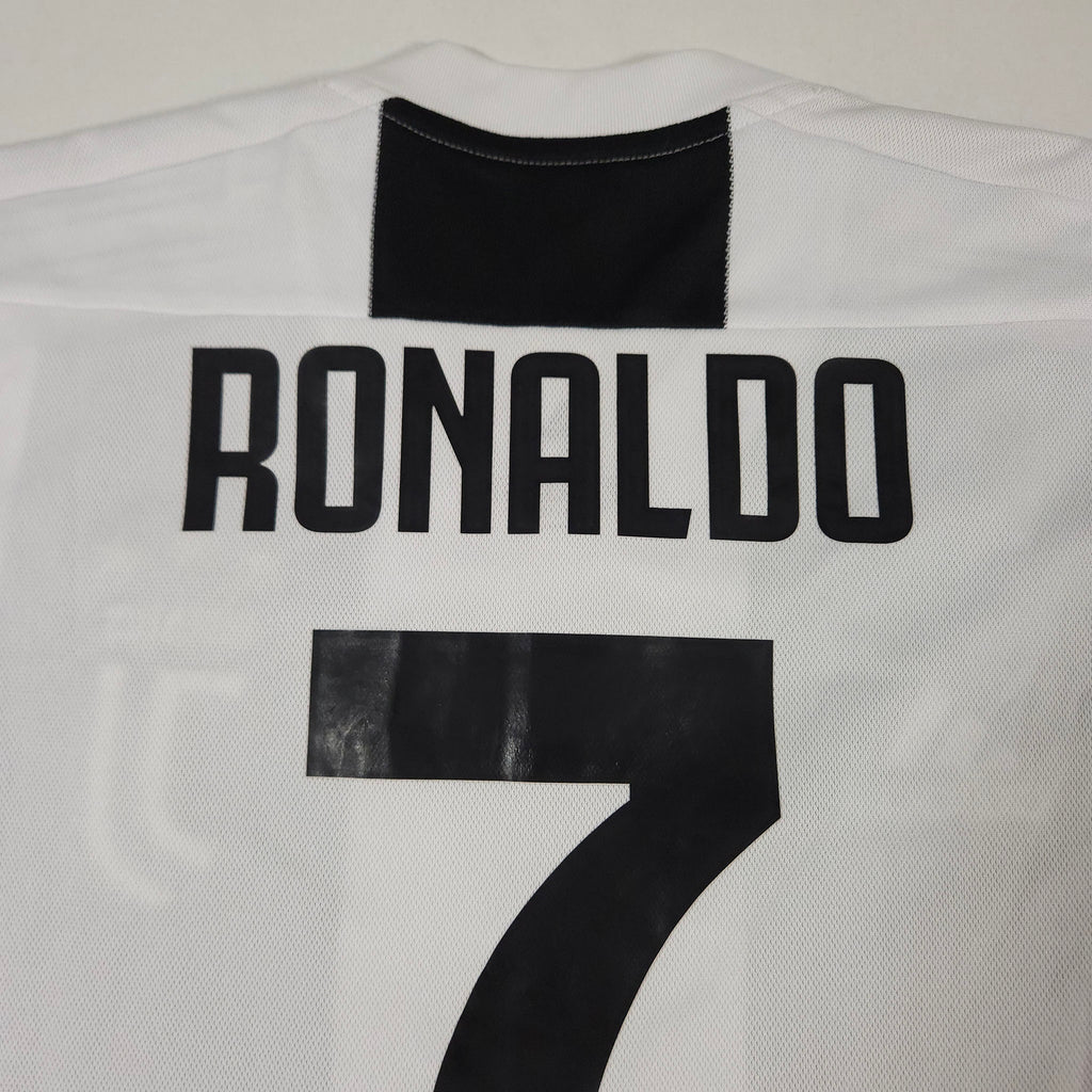 Juventus Home Shirt 2018-19 – Ronaldo #7 – S