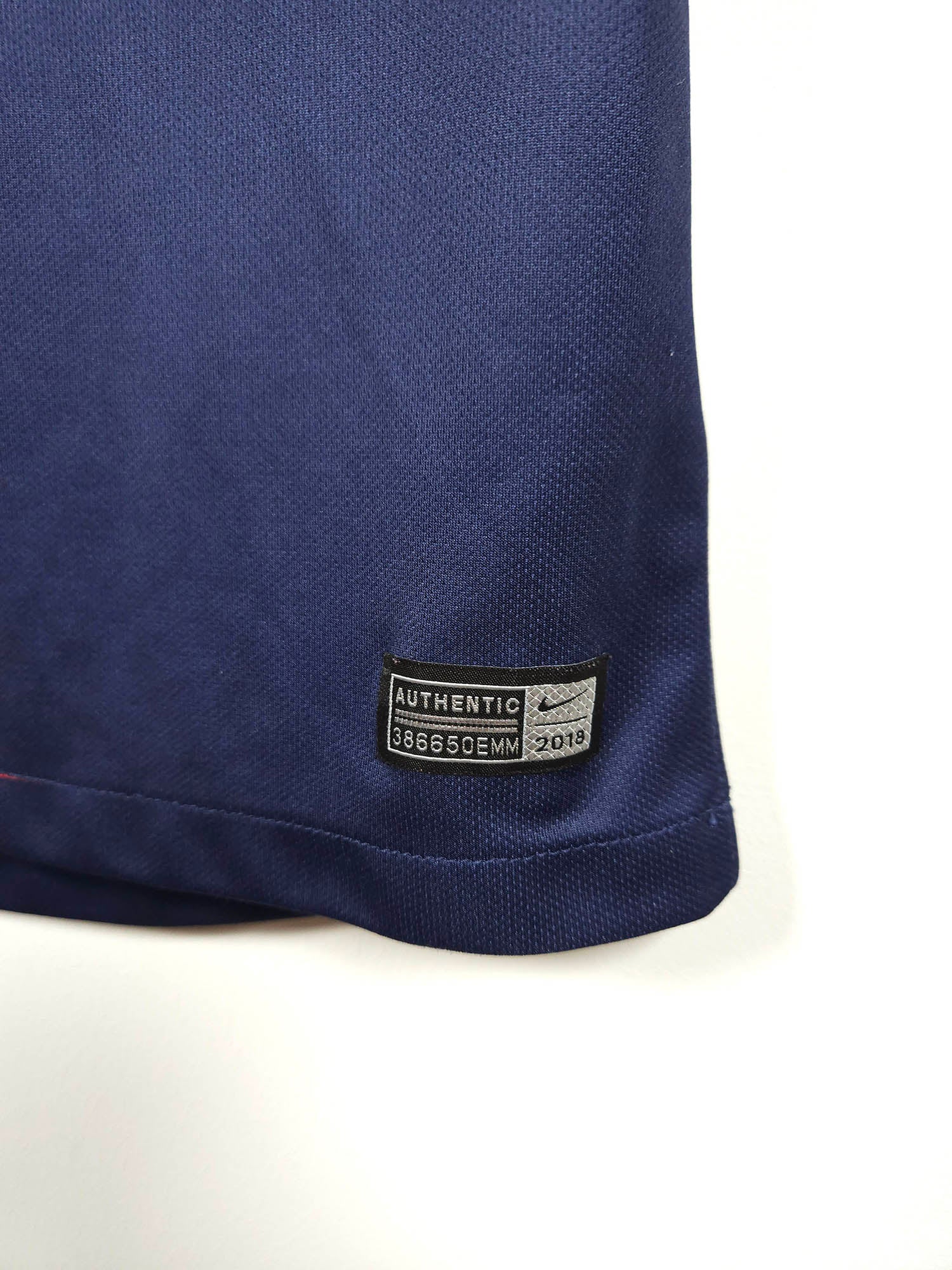 2018-19 Paris Saint-Germain Home Shirt Neymar Jr. #10 detailed view 2