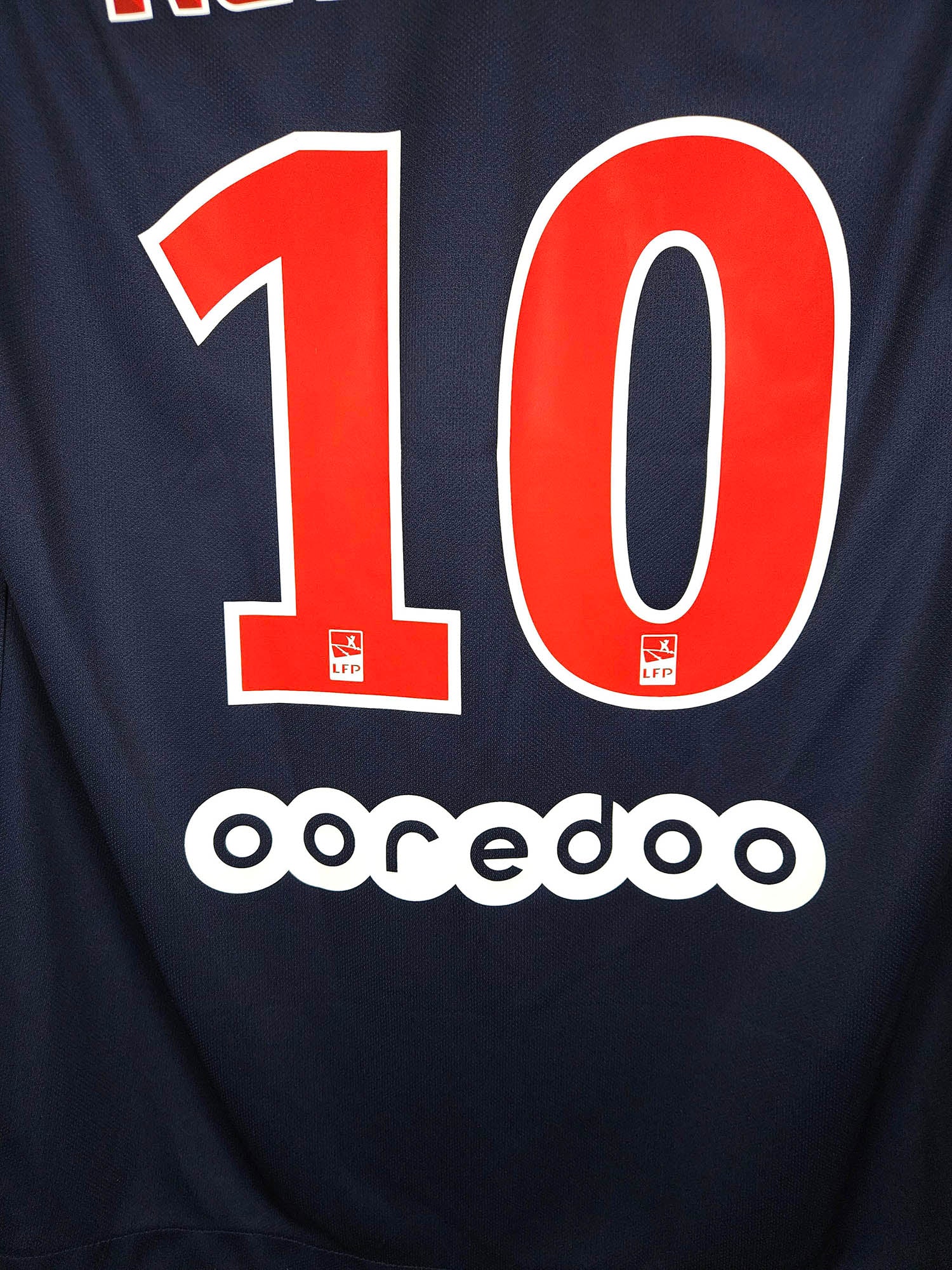 2018-19 Paris Saint-Germain Home Shirt Neymar Jr. #10 detailed view 5
