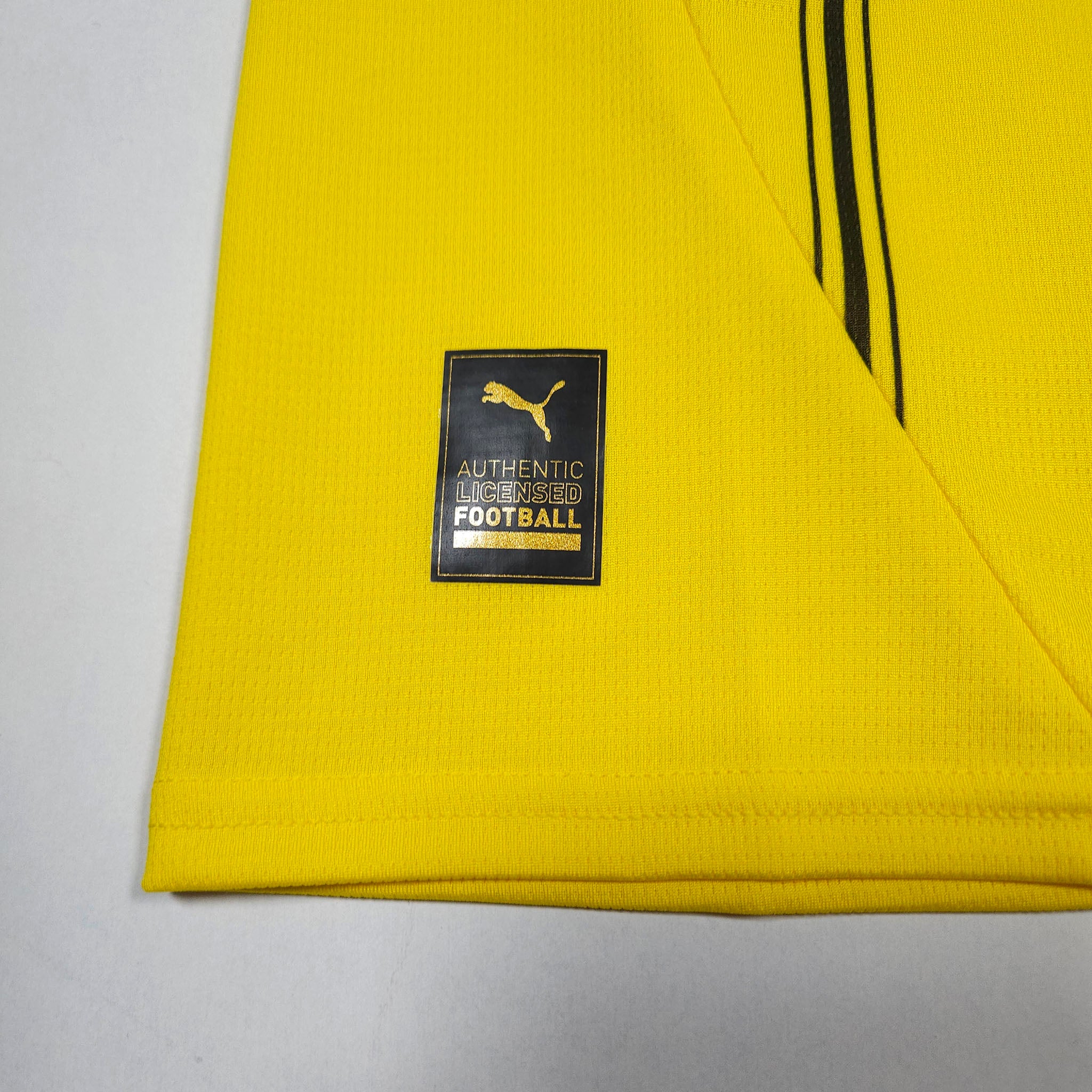 Borussia Dortmund Home Shirt 2024-25 detailed view 4