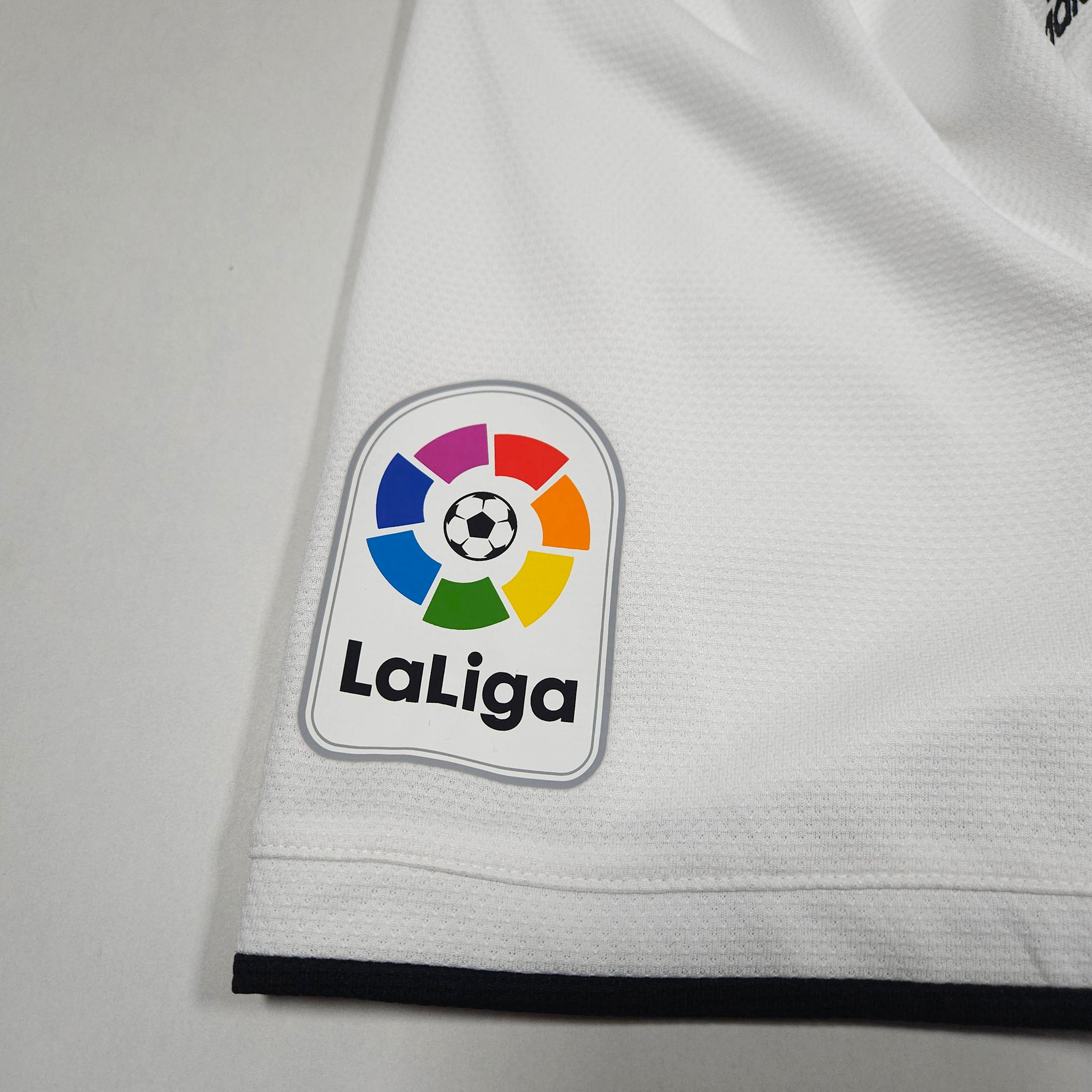 Real Madrid Home Shirt 2018-19 – Kroos #8