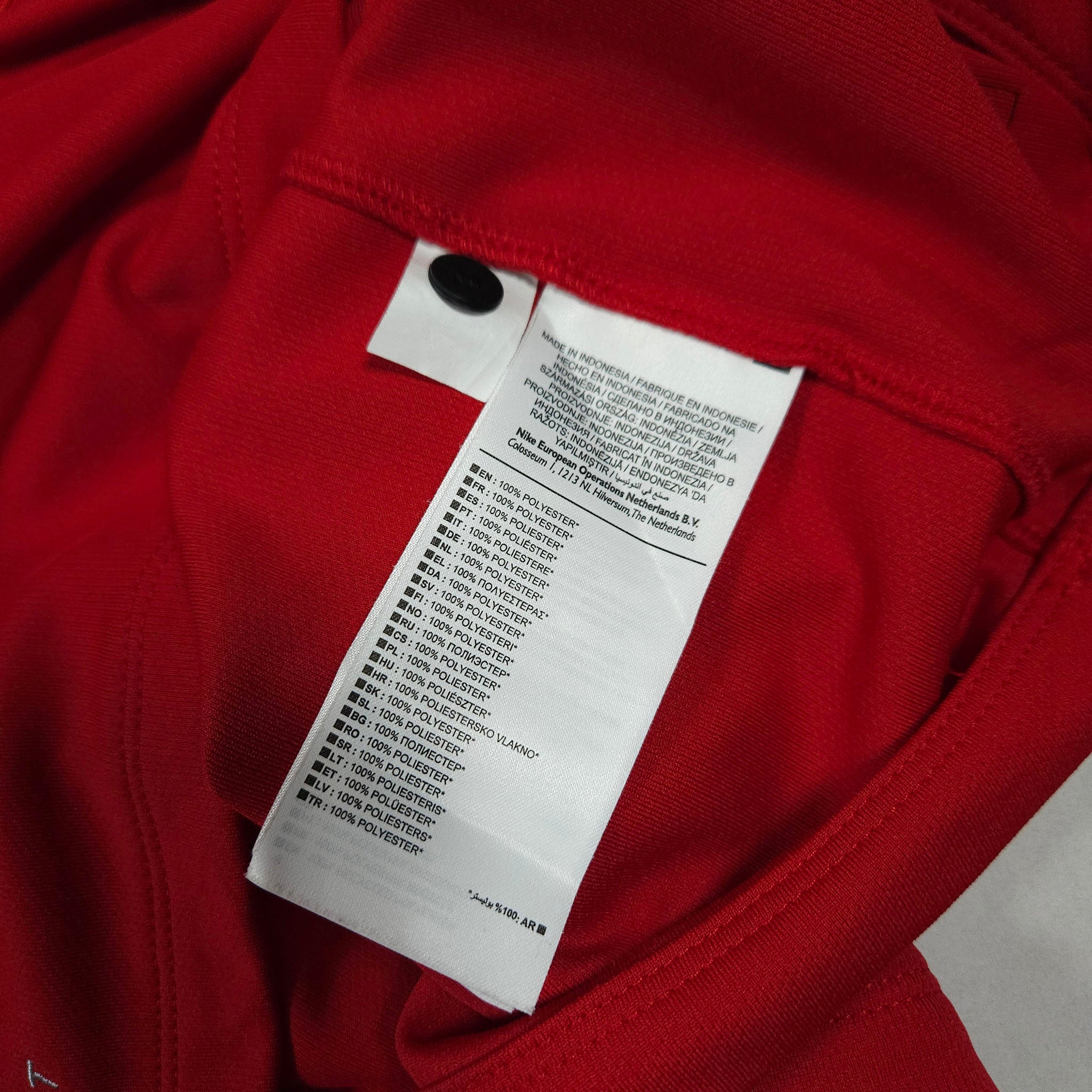 2014-15 Manchester United Home Shirt detailed view 11