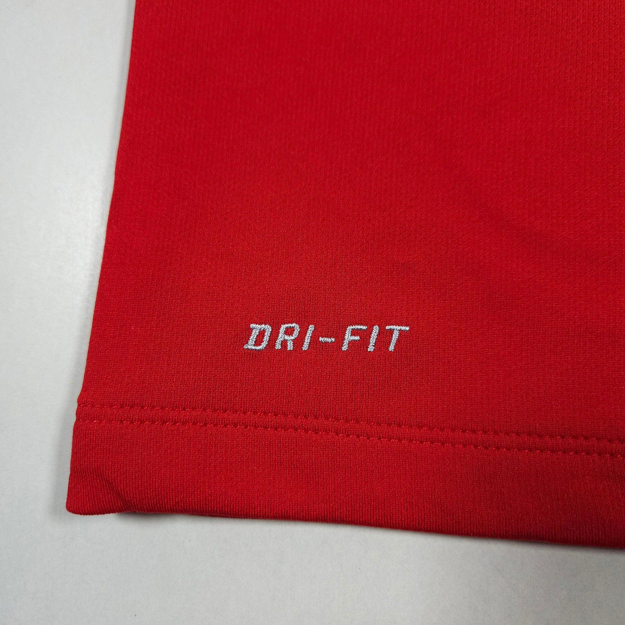 2014-15 Manchester United Home Shirt detailed view 6