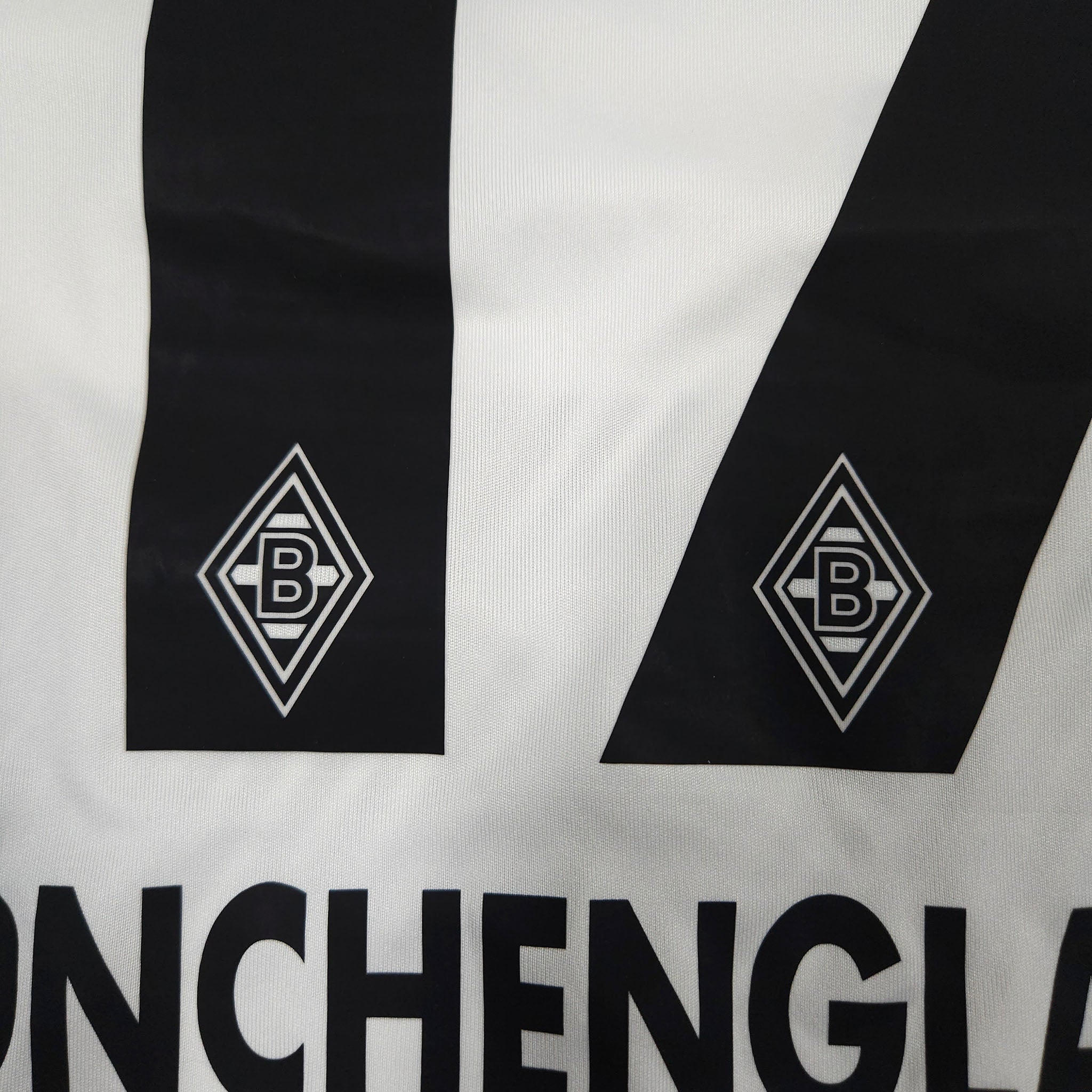 Borussia Mönchengladbach Home Shirt 2016-17 – Wendt #17 – M