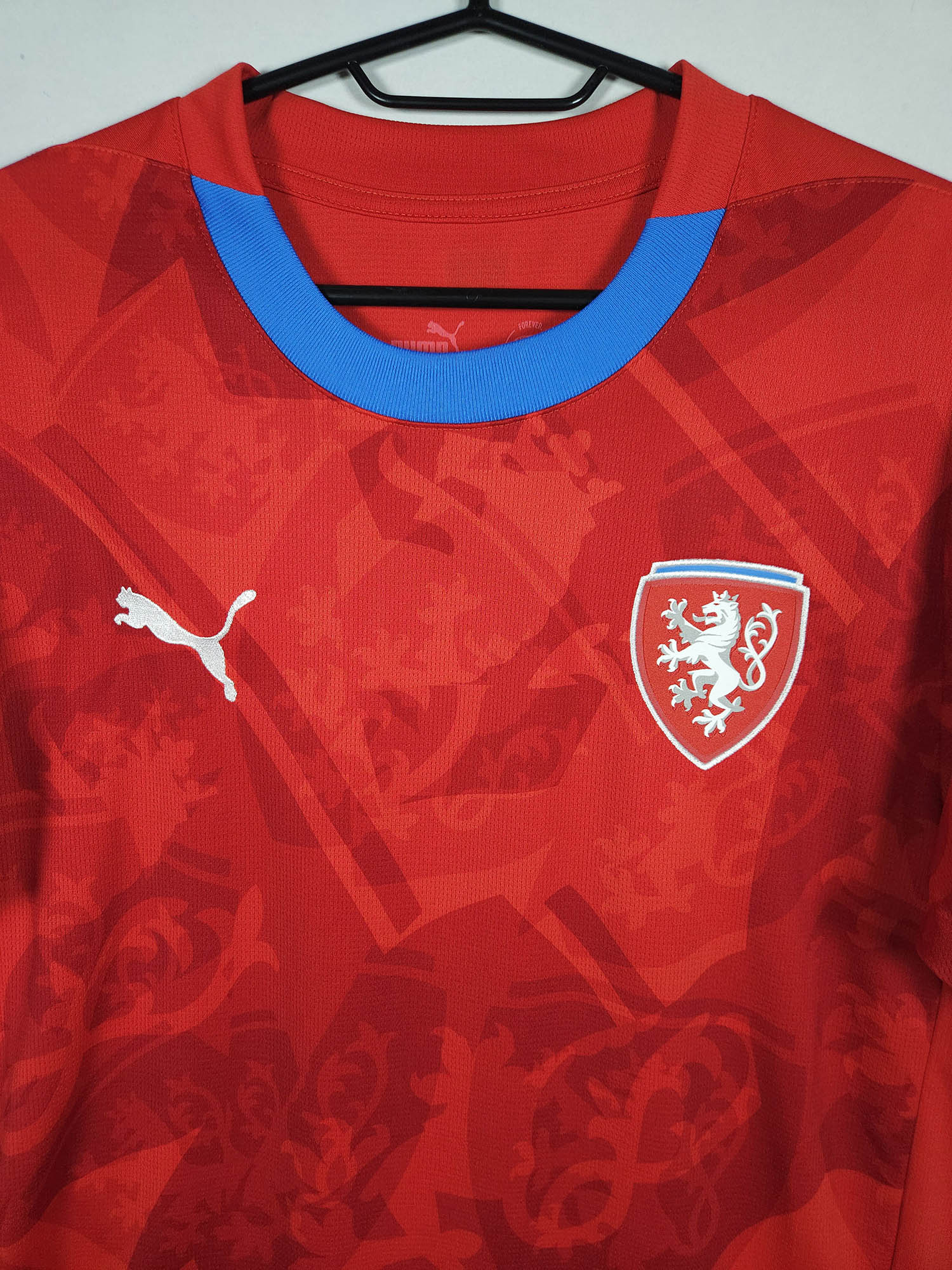 2024-25 Czech Republic Home Shirt detailed view 1