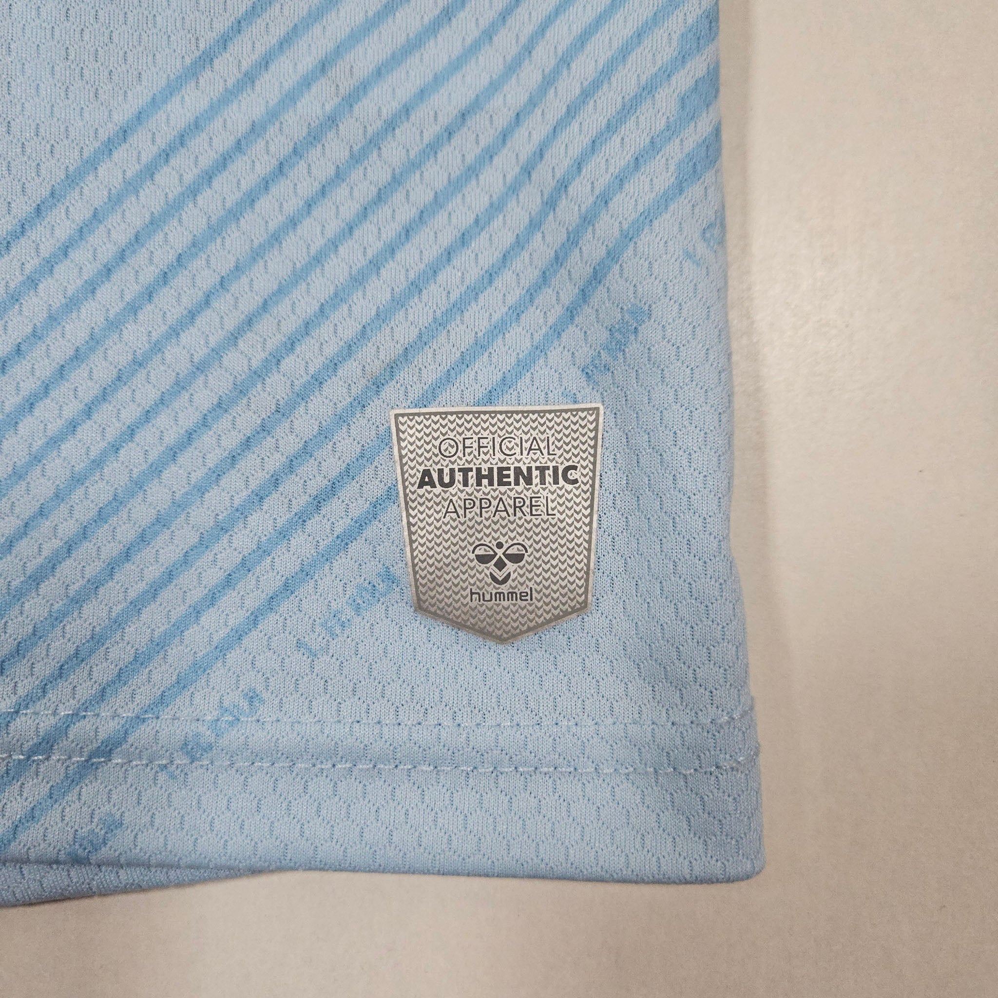 1. FC Köln Third Shirt 2023-24 – XL