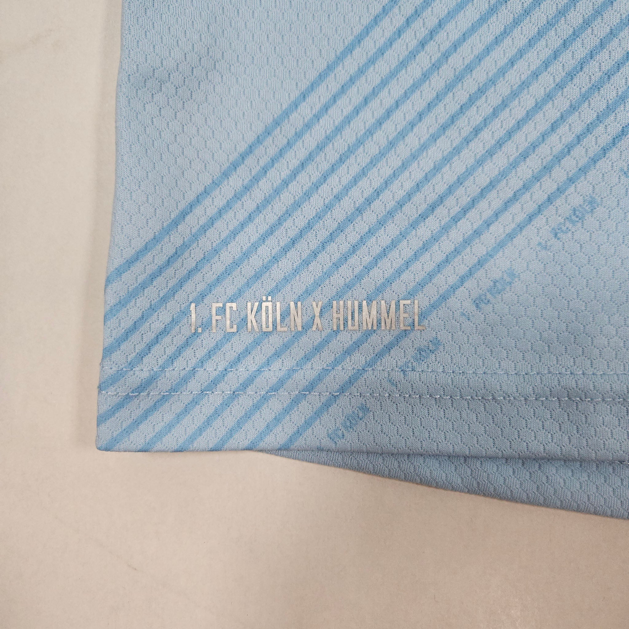 1. FC Köln Third Shirt 2023-24 – XL