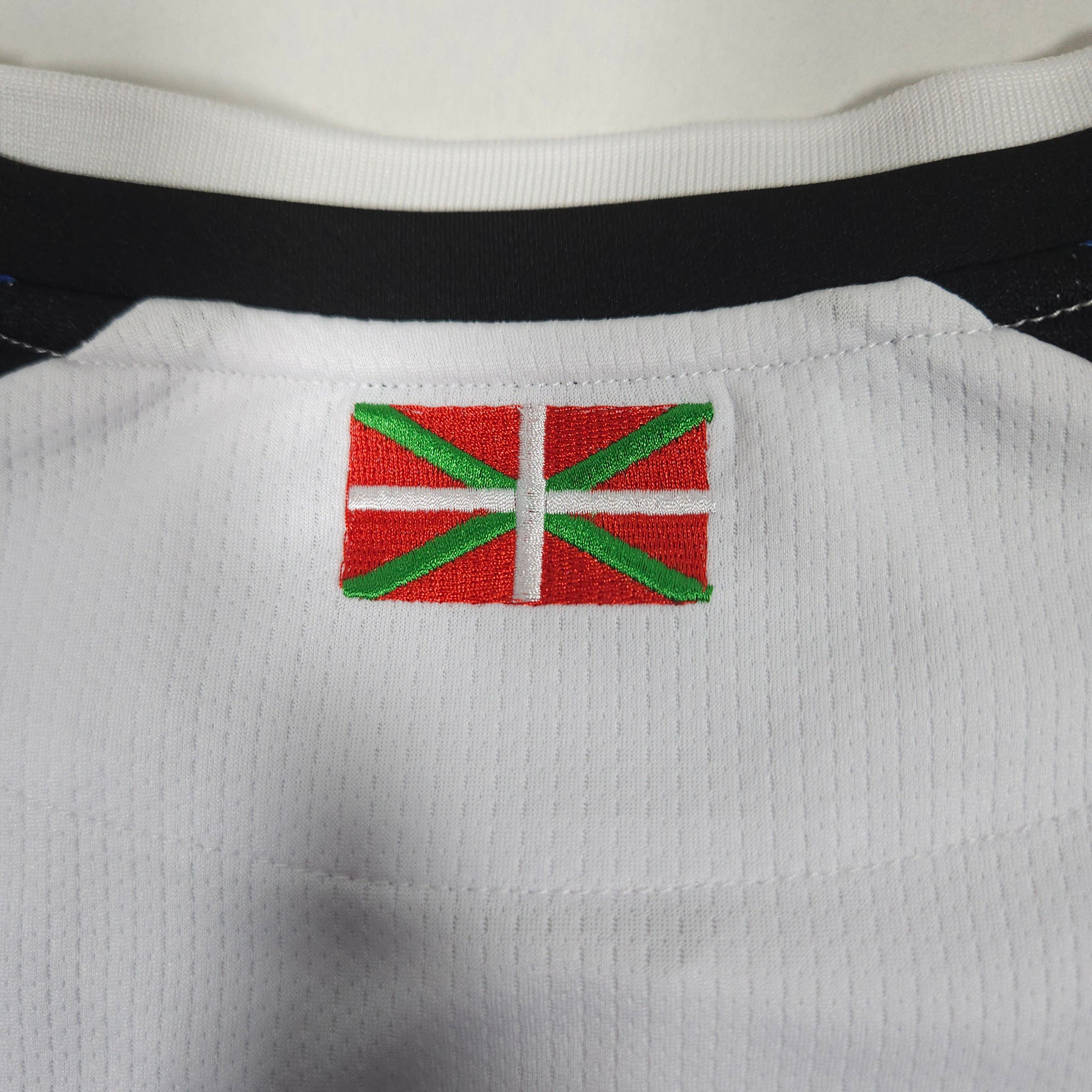 Real Sociedad Home Shirt 2021-22 – XXL