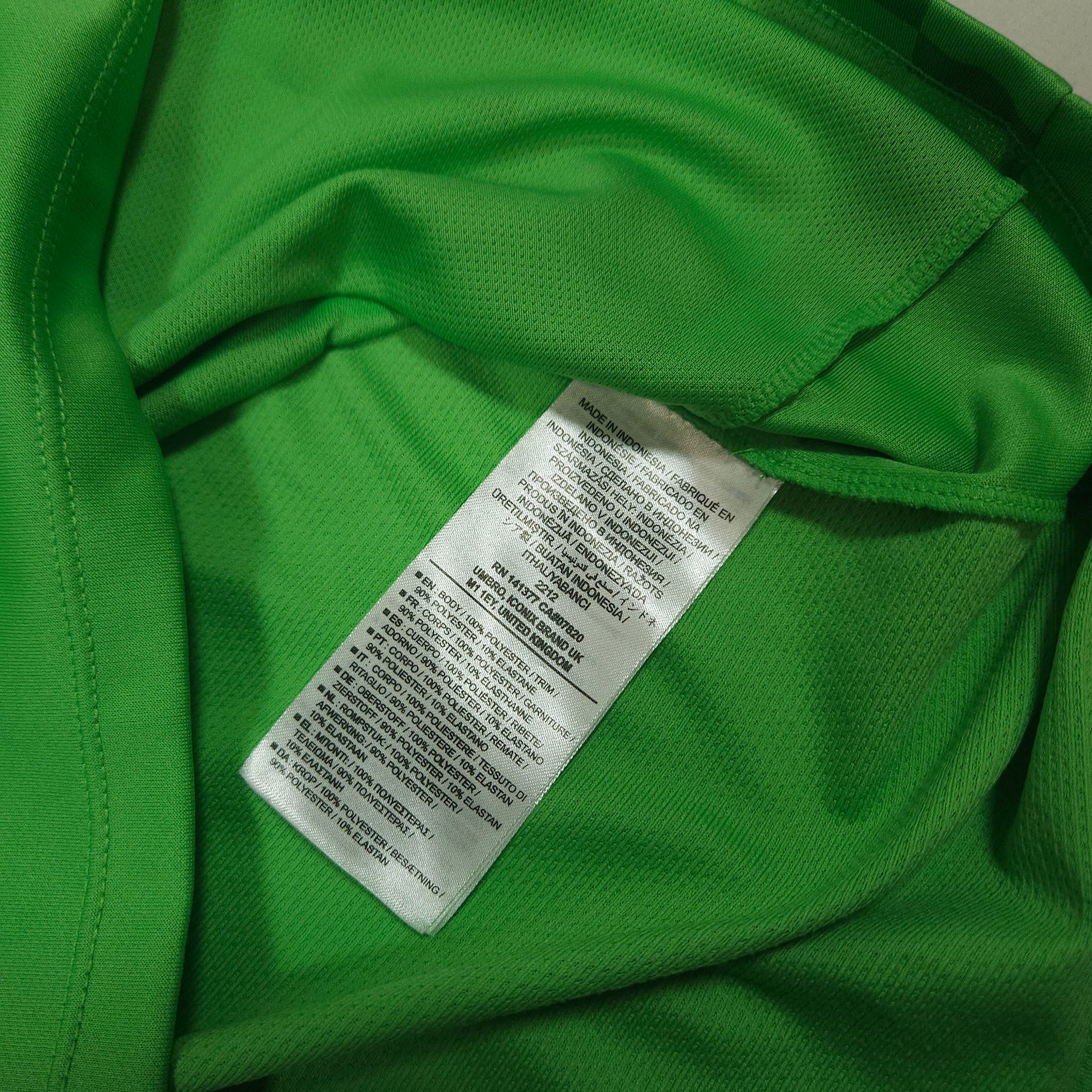 PSV Third Shirt 2016-17 – M