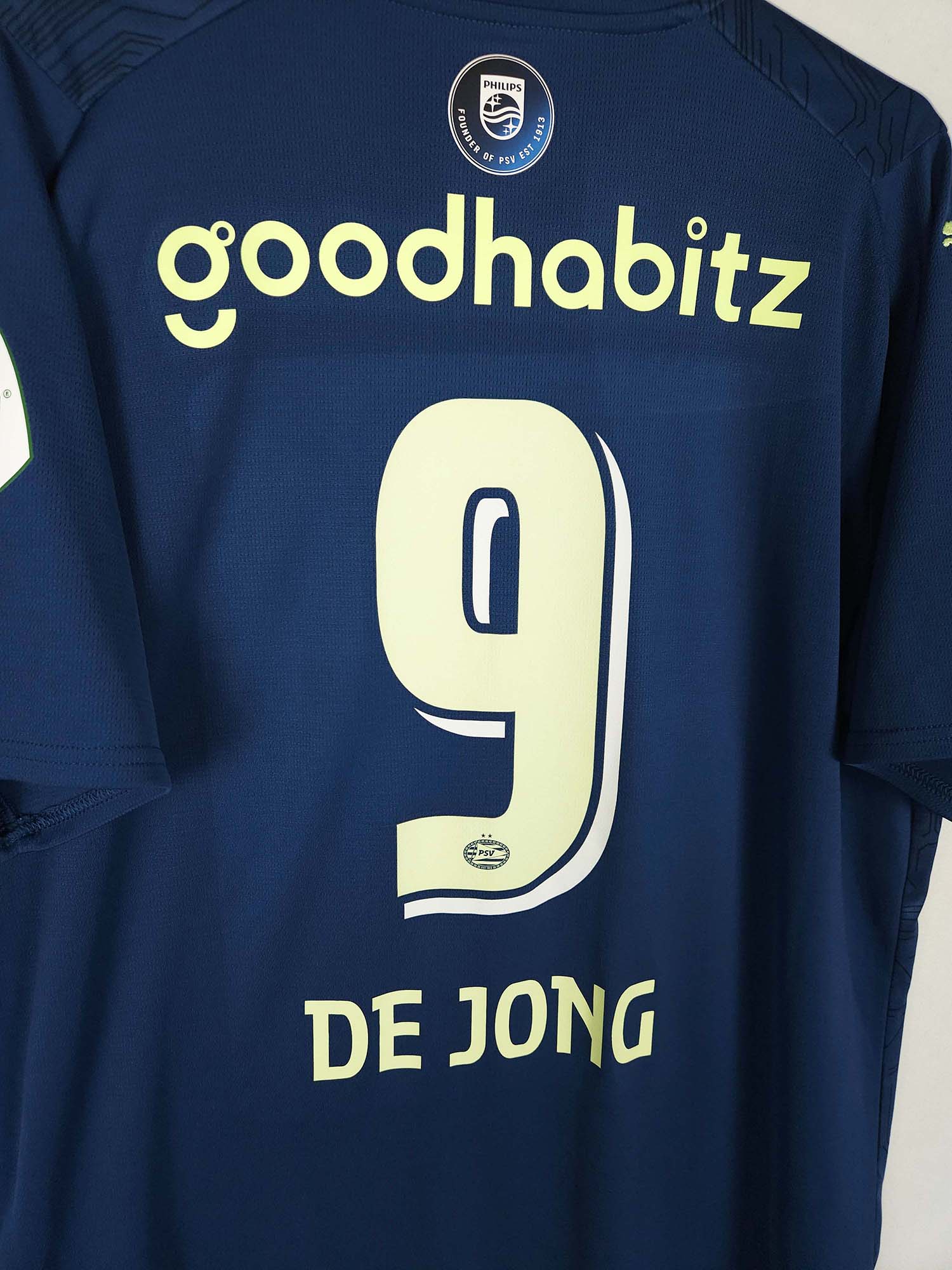 2023-24 PSV Third Shirt De Jong #9