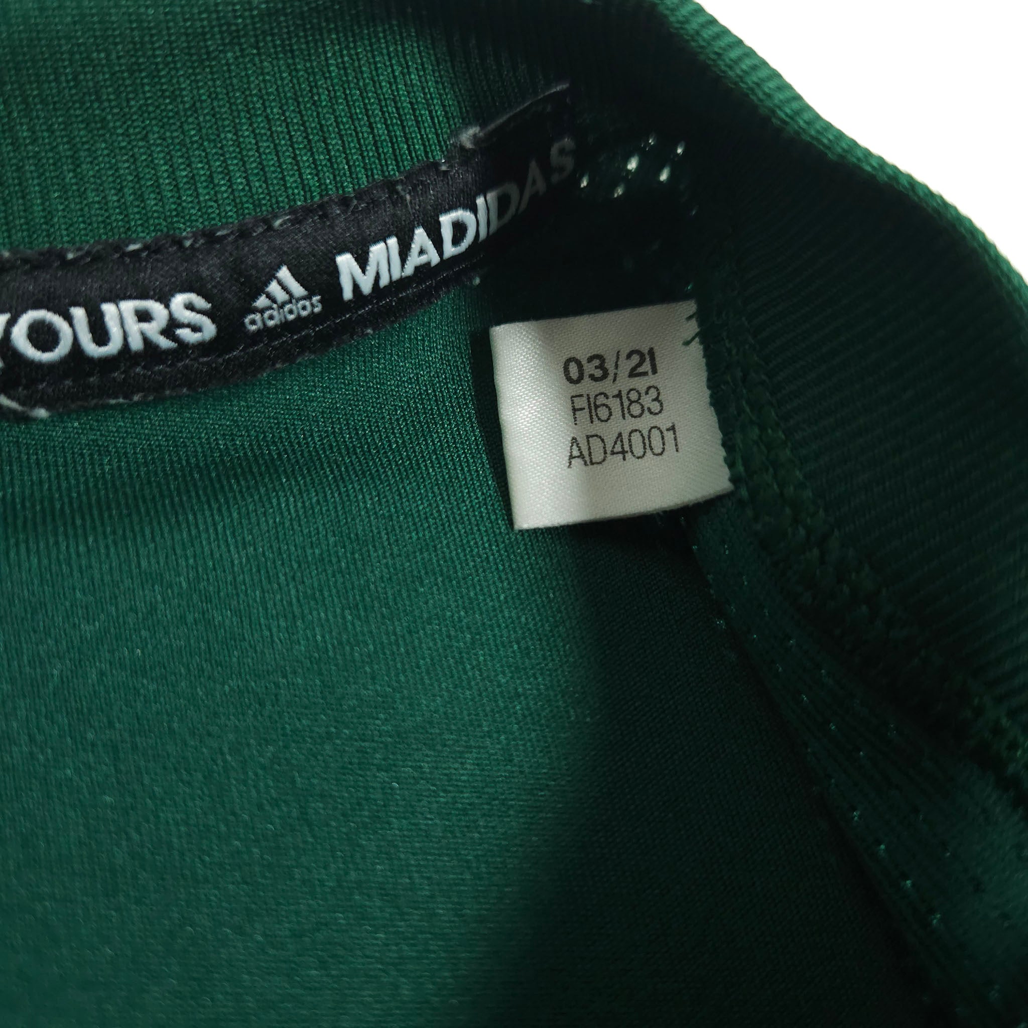 Feyenoord Third Shirt 2021-22 – Linssen #11 – S