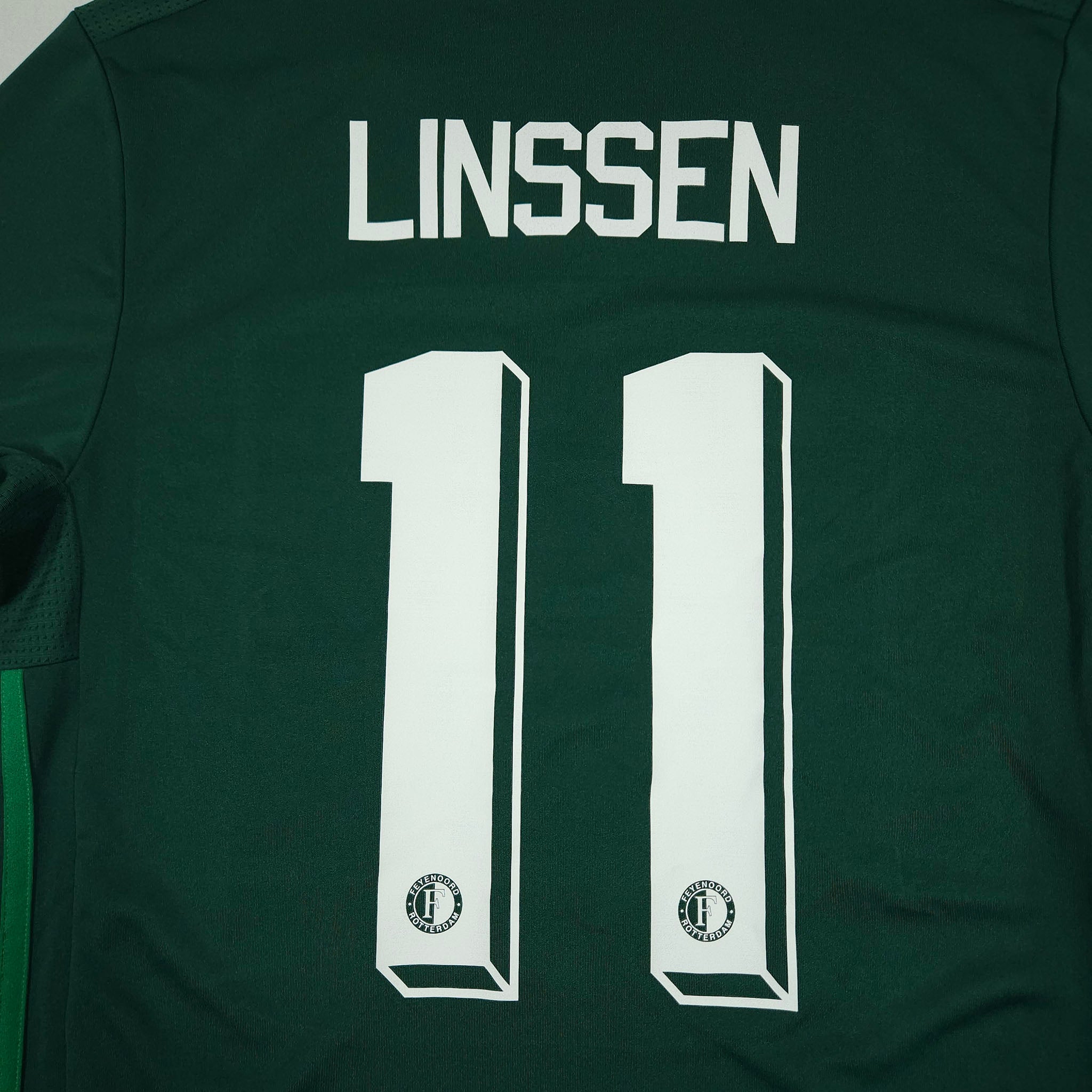 Feyenoord Third Shirt 2021-22 – Linssen #11 – S