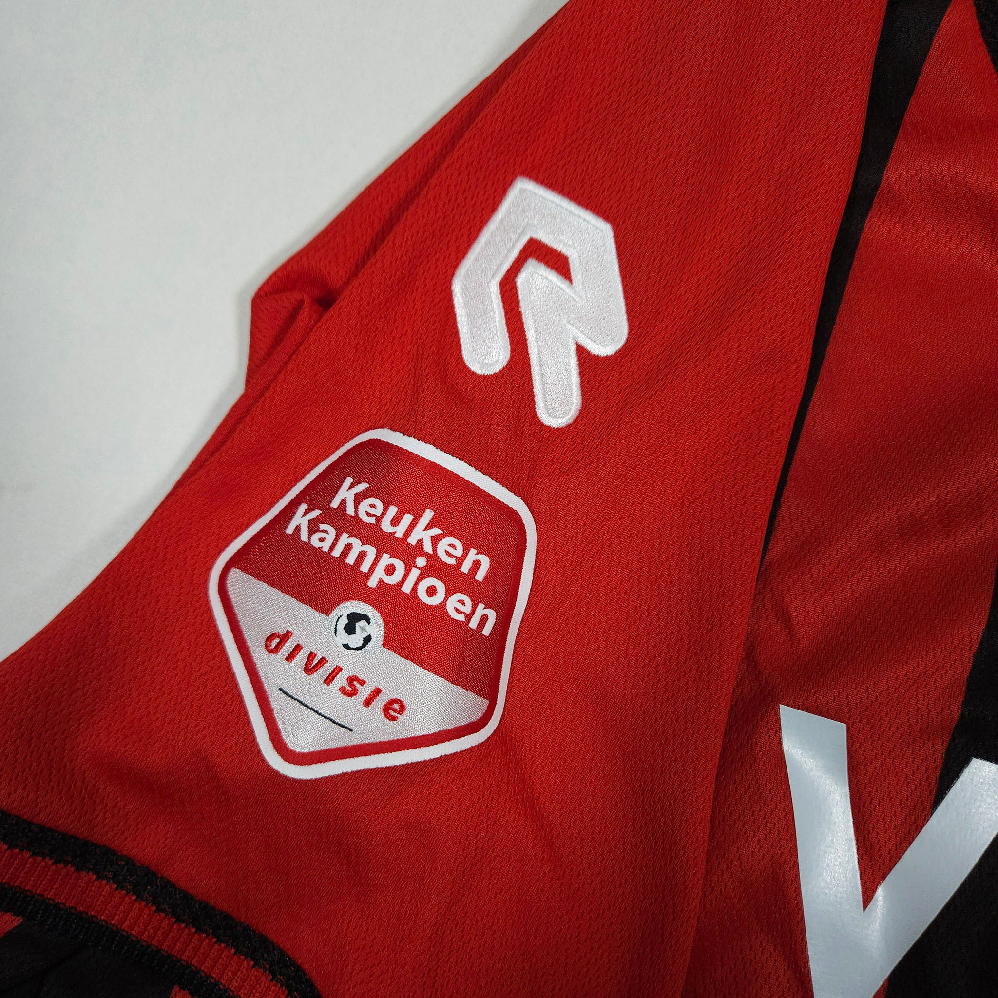 Willem II Away Shirt 2023-24 – Oosting #29 – L